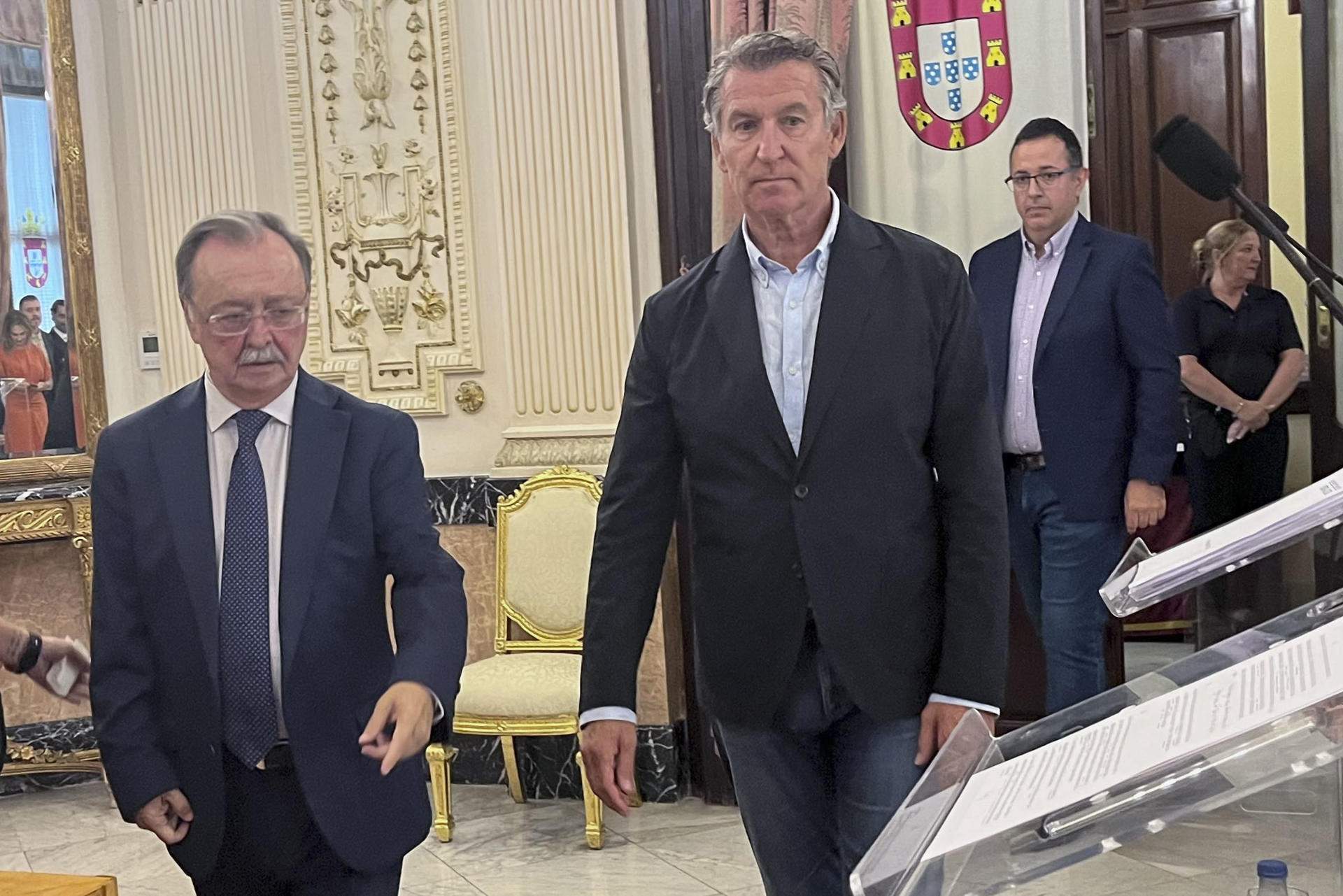 Feijóo reclama que es convoqui la Comissió de Secrets Oficials per conèixer la versió del CNI sobre Ceuta