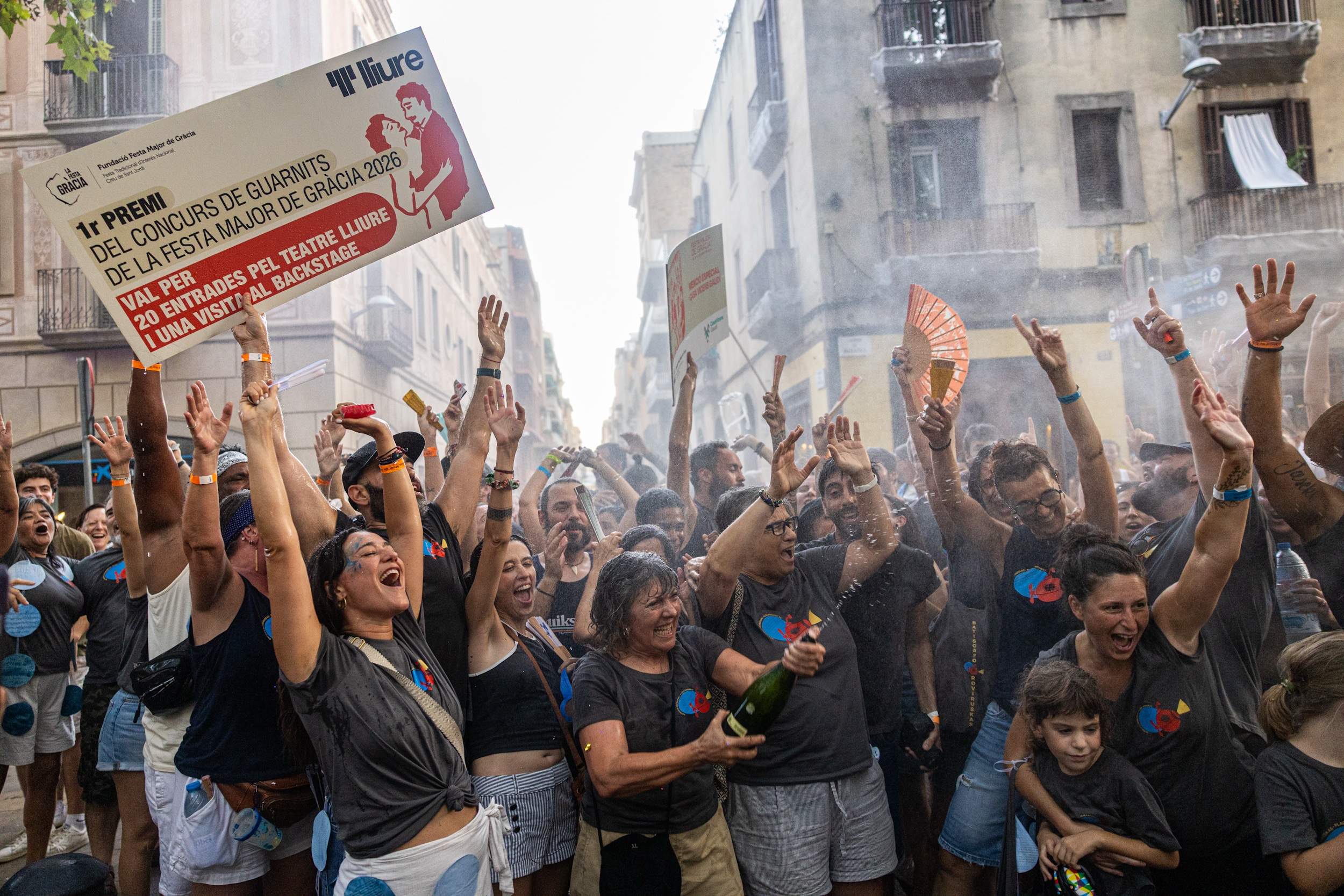 Plaça Rovira i Tries, guanyador concurs guarnits FM Gràcia 2026 / Montse Giralt