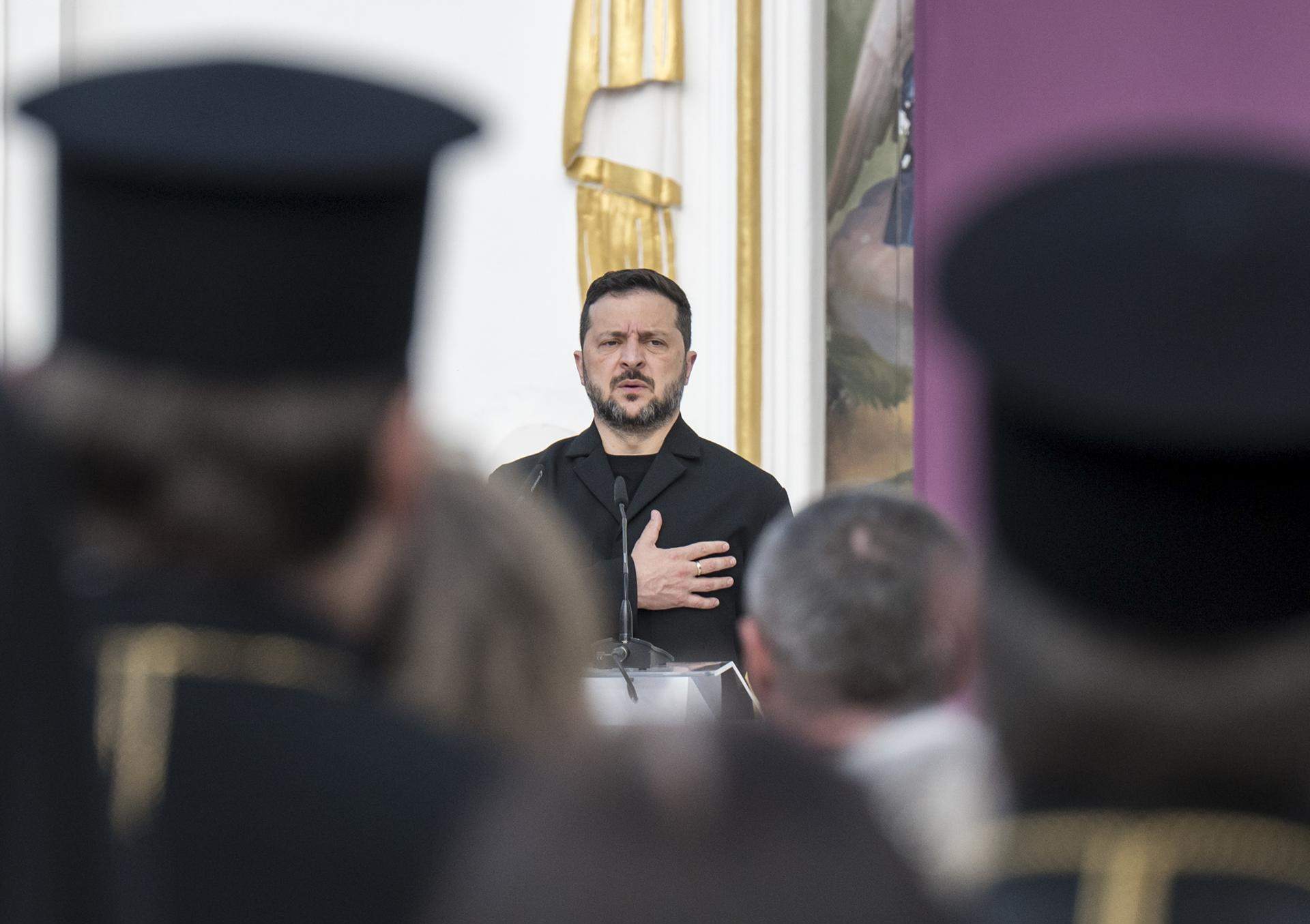 Zelenski, de nou, contra la corrupció: noves destitucions amb polèmica