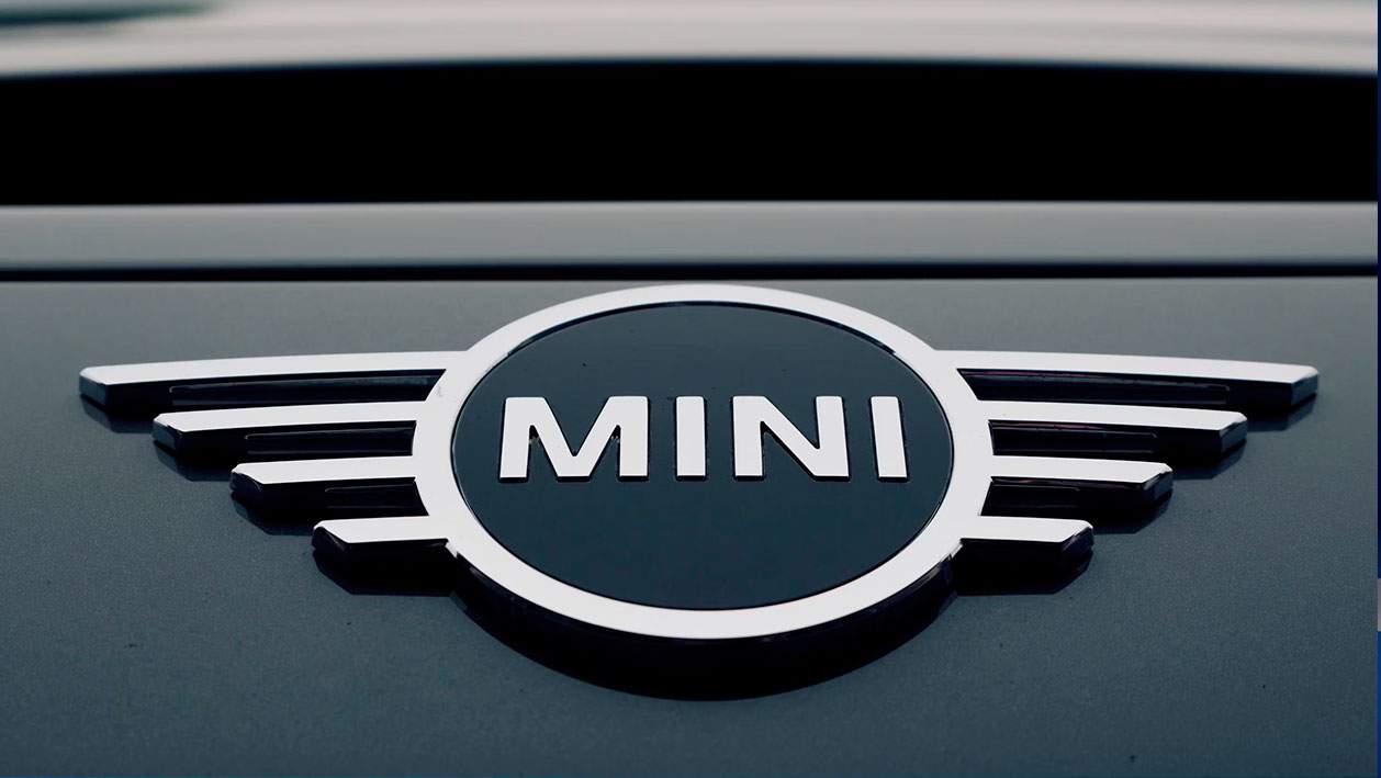 Aquest espectacular Mini és la gran aposta per acabar amb la moda del Fiat 500