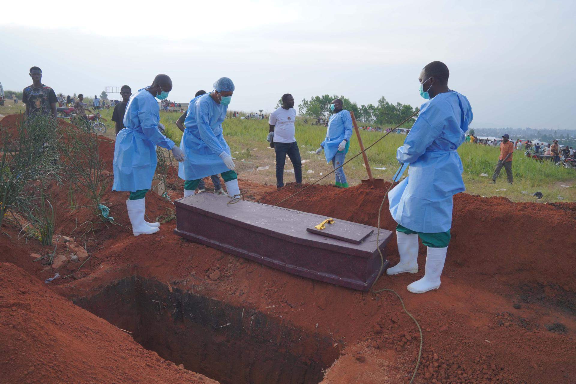 El brot d’Ebola al Congo, fora de control, reobre el debat sobre la sobirania sanitària d’Àfrica