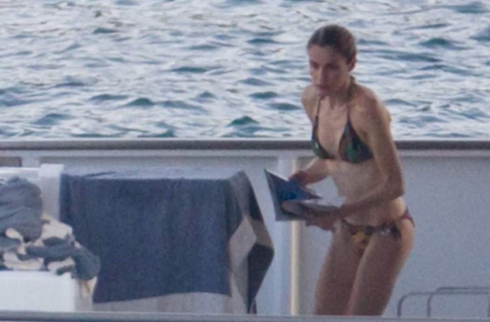 Letícia en biquini, Telecinco