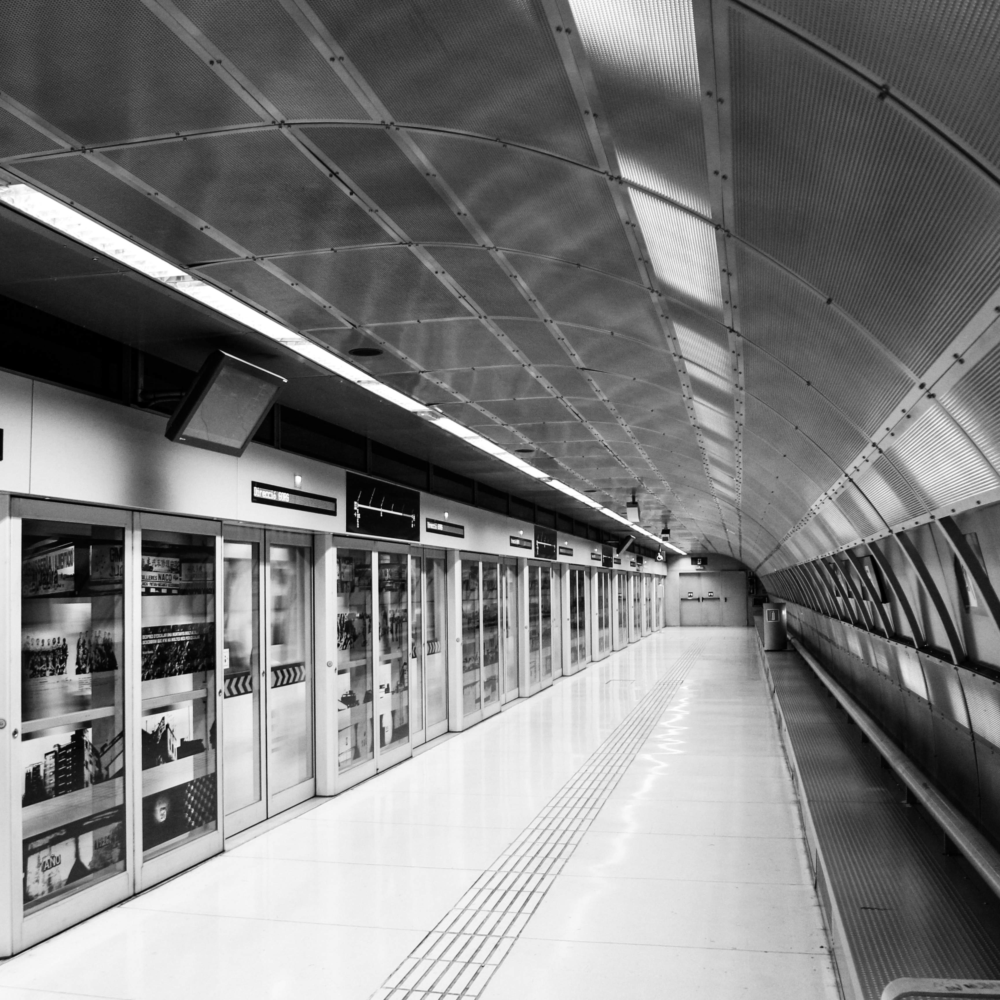 Metro pexels renato rocca 2397962 8308104