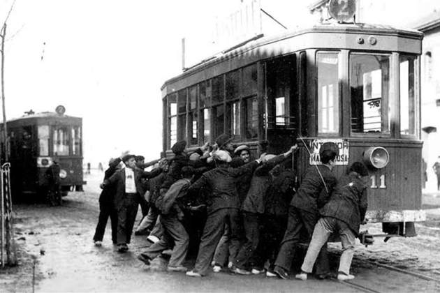 La Vaga de la Canadenca (1919). Font: Arxiu Fotografic de Barcelona La Vaga de la Canadenca (1919). Font: Arxiu Fotografic de Barcelona