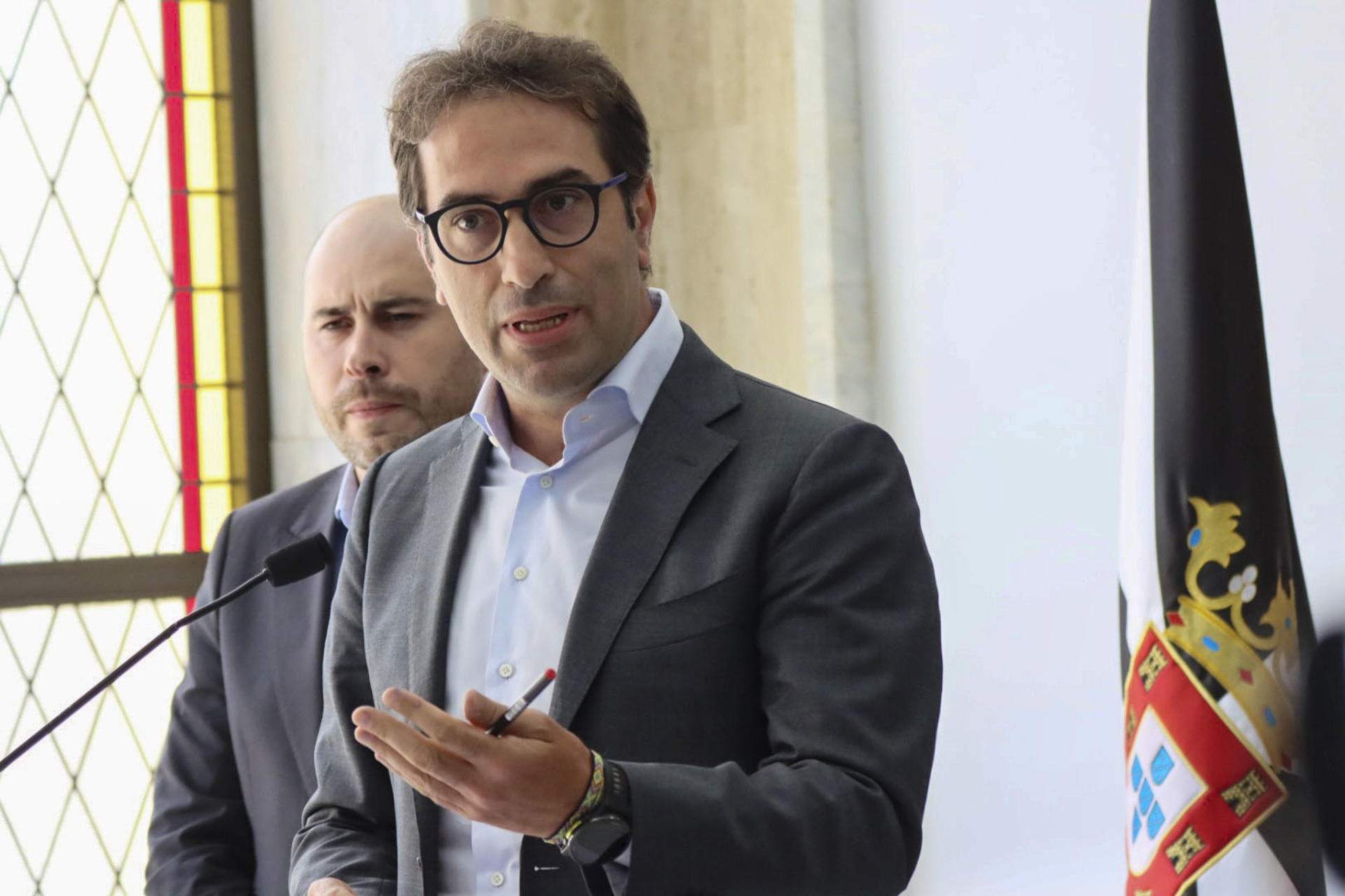 El govern espanyol activa un comandament únic a Ceuta per afrontar la crisi migratòria liderat per Torres