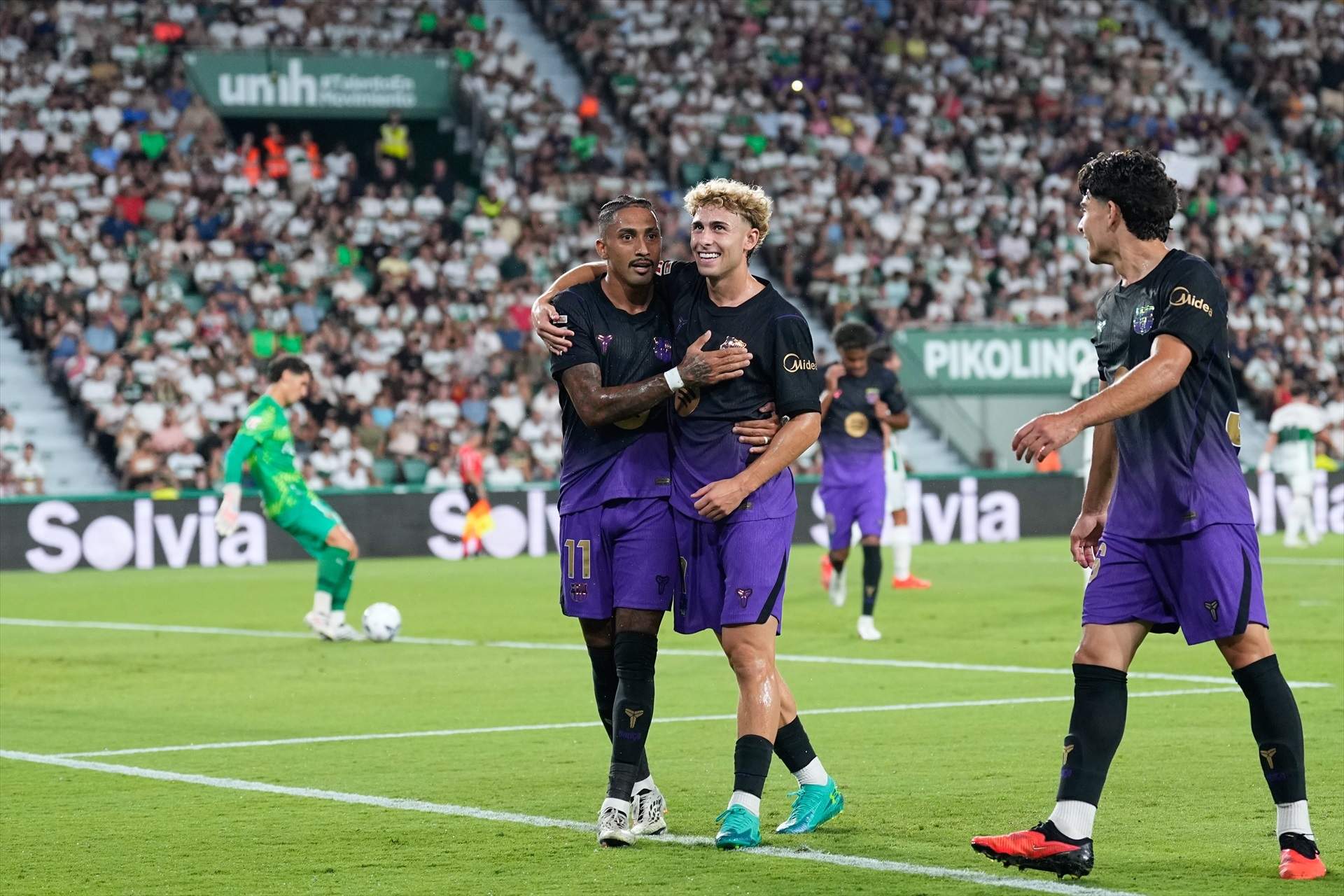 Raphinha y Fermín recuperan la sonrisa: exhibición ante el Elche para reivindicarse
