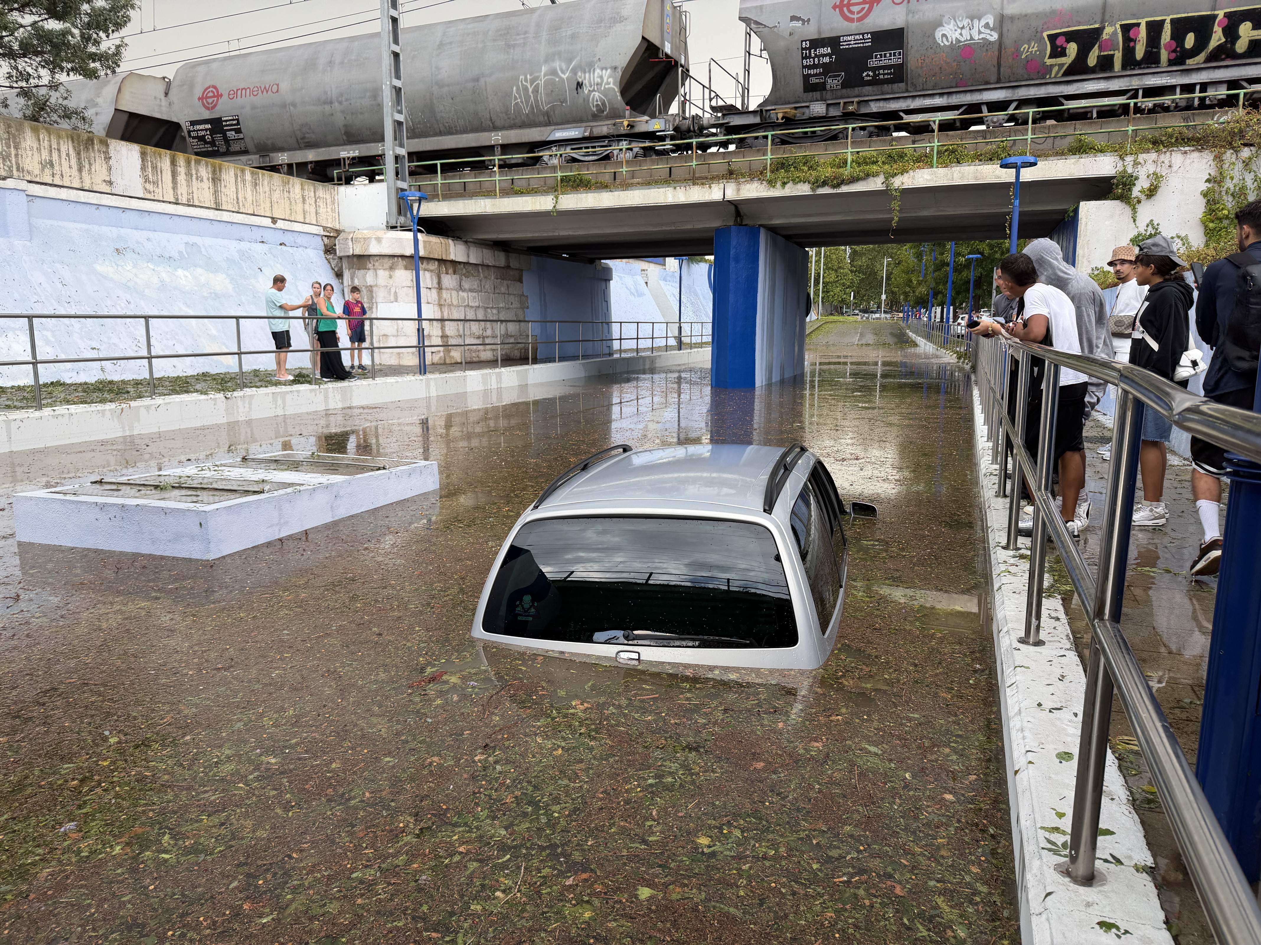 Un 'diluvio' deja imágenes impactantes en la ciudad de Tarragona | VÍDEO