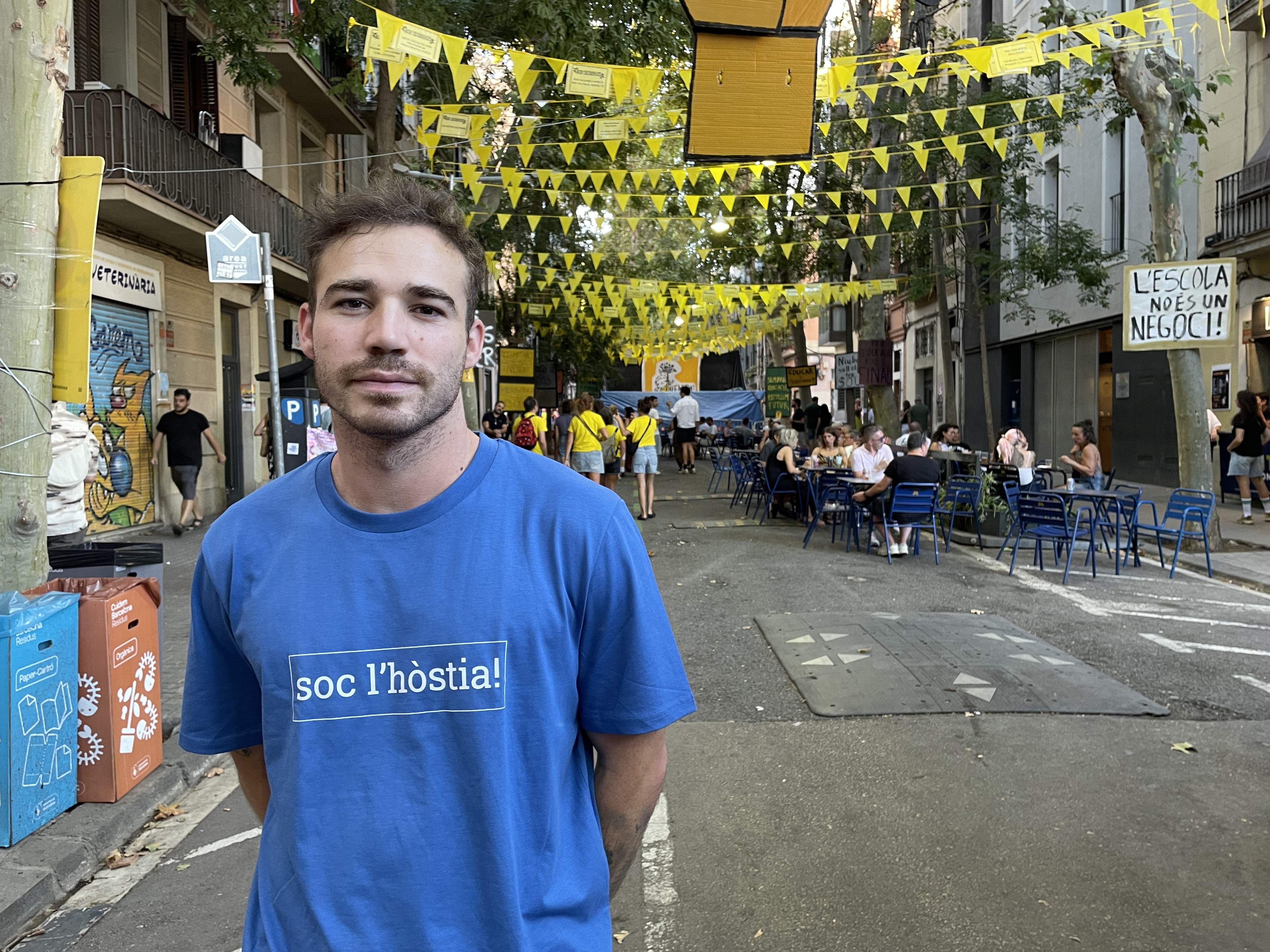 Aprendre català sense por d’equivocar-se: la història d’Alex Boken