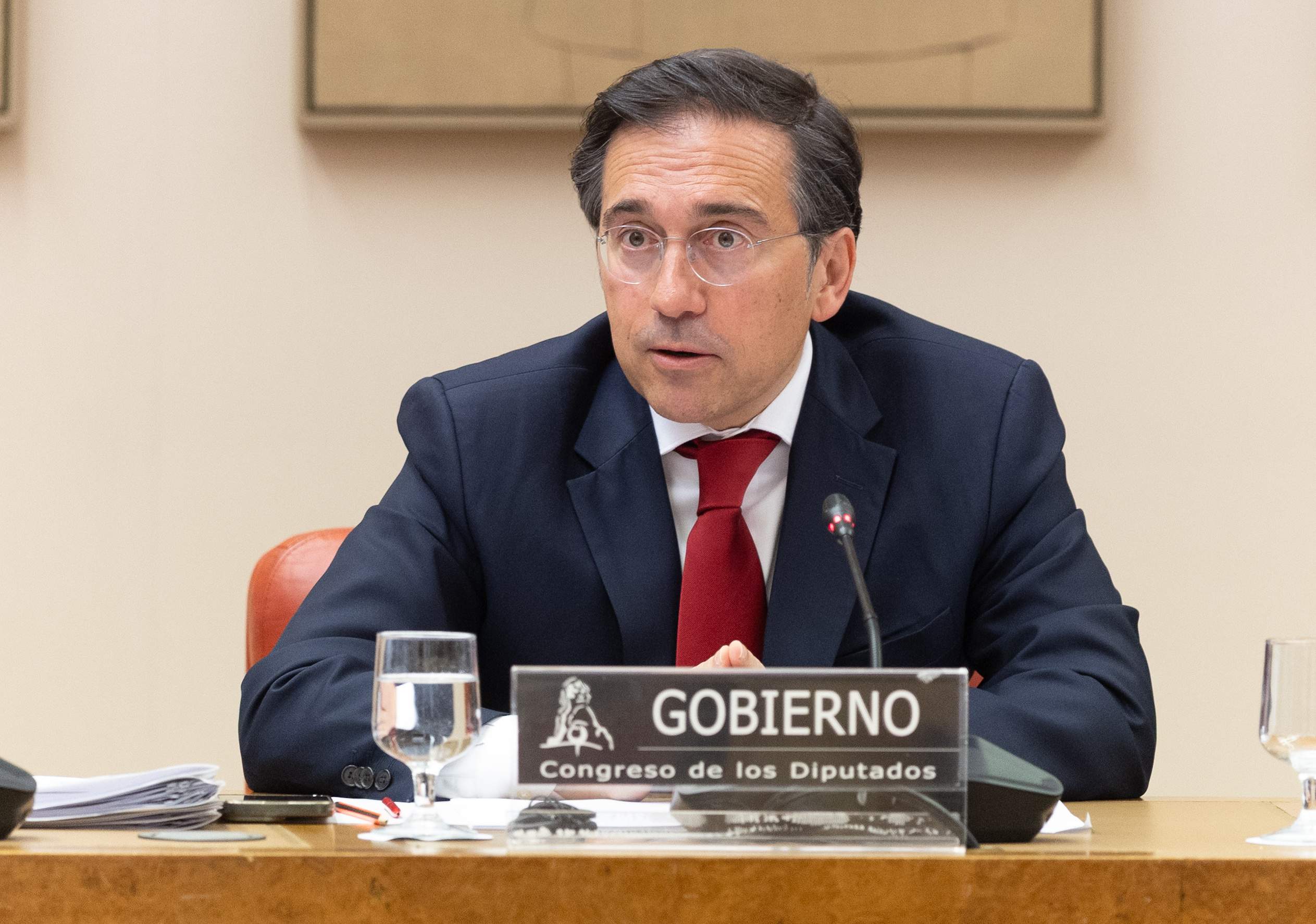 Albares defensa cooperar amb el Marroc, però rebutja els reclams sobre Ceuta i Melilla: "No en parlarem"