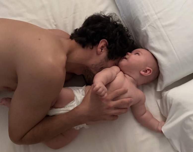 Chino i Dante al llit, Ig Chino i Dante al llit, Ig