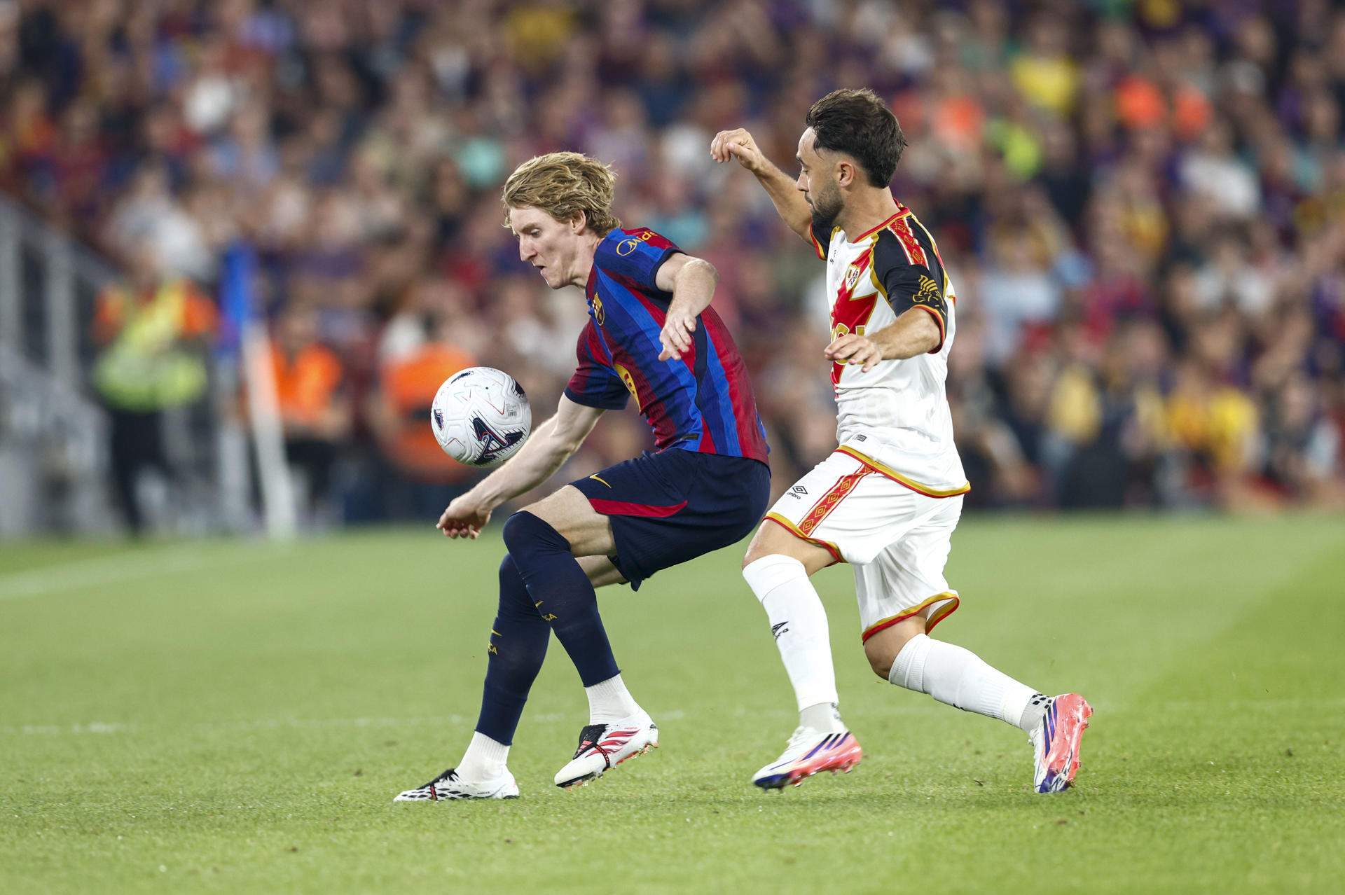 Anthony Gordon empieza a levantar sospechas en el vestuario del Barça