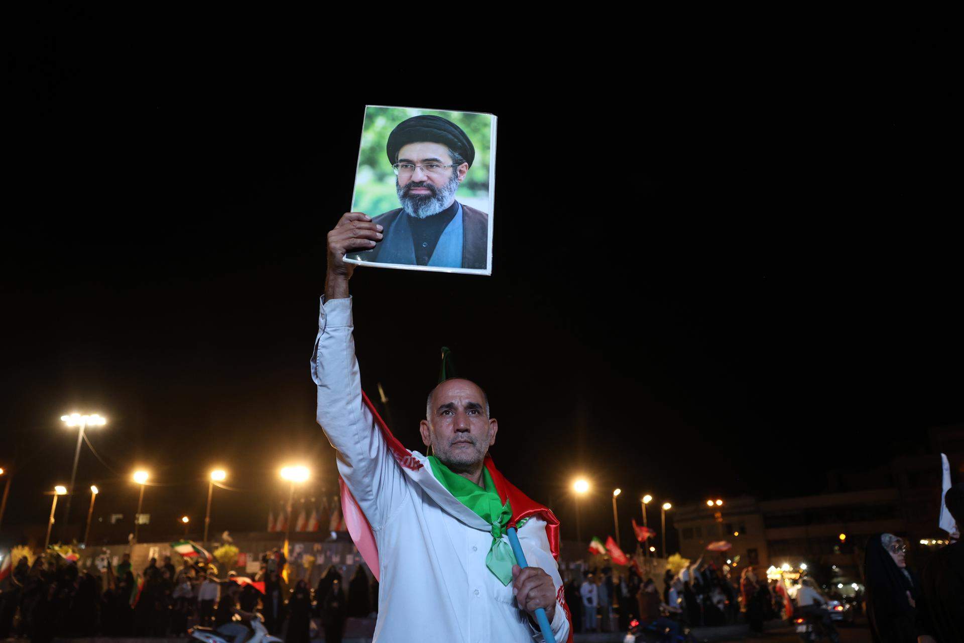 Irán extiende la respuesta a EE. UU. mientras la crisis vuelve a amenazar el estrecho de Ormuz