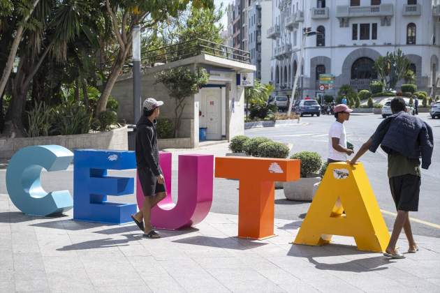 cartell ceuta europa press