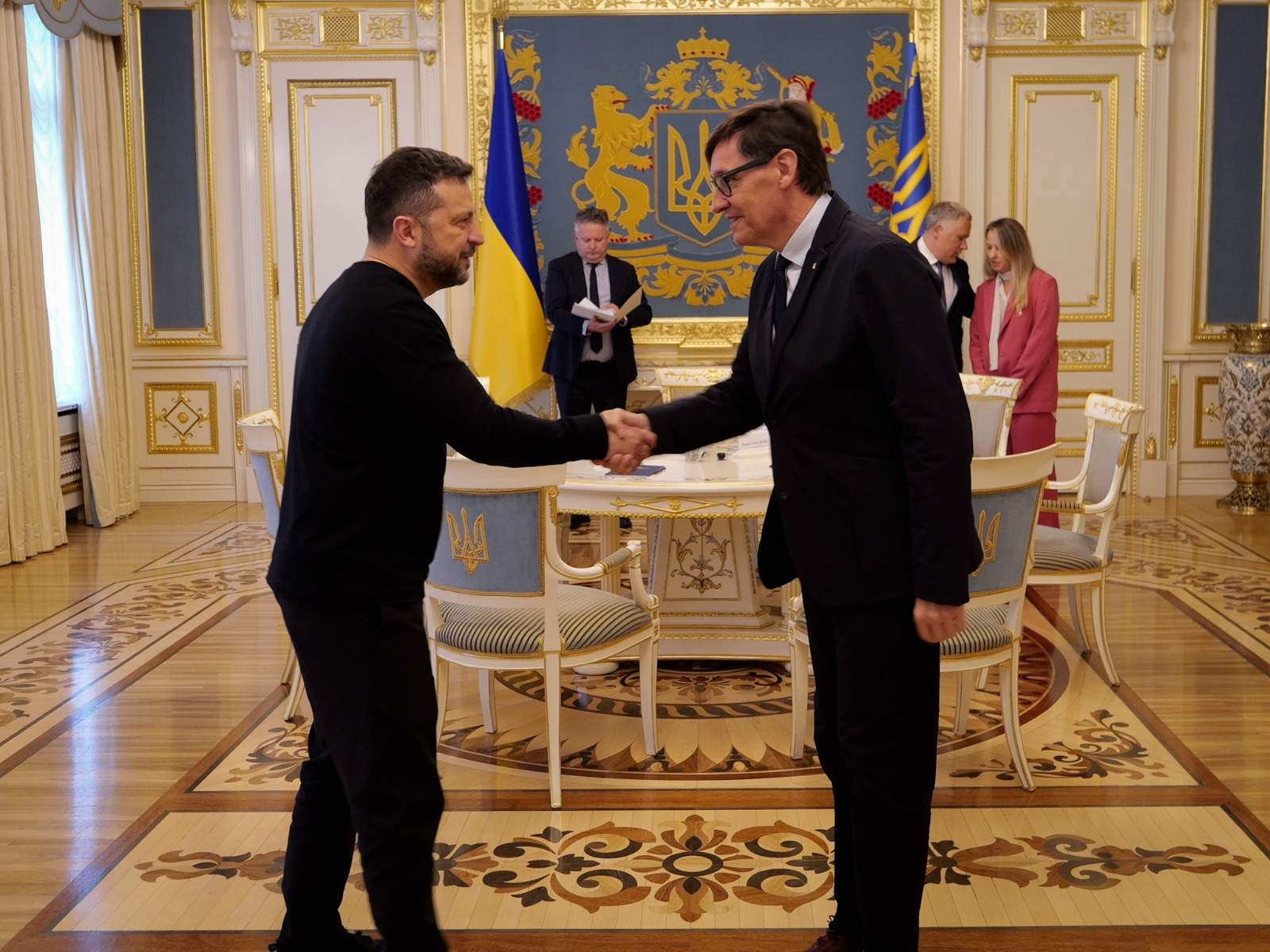 Illa es reuneix amb Zelenski en la primera jornada del seu viatge a Ucraïna