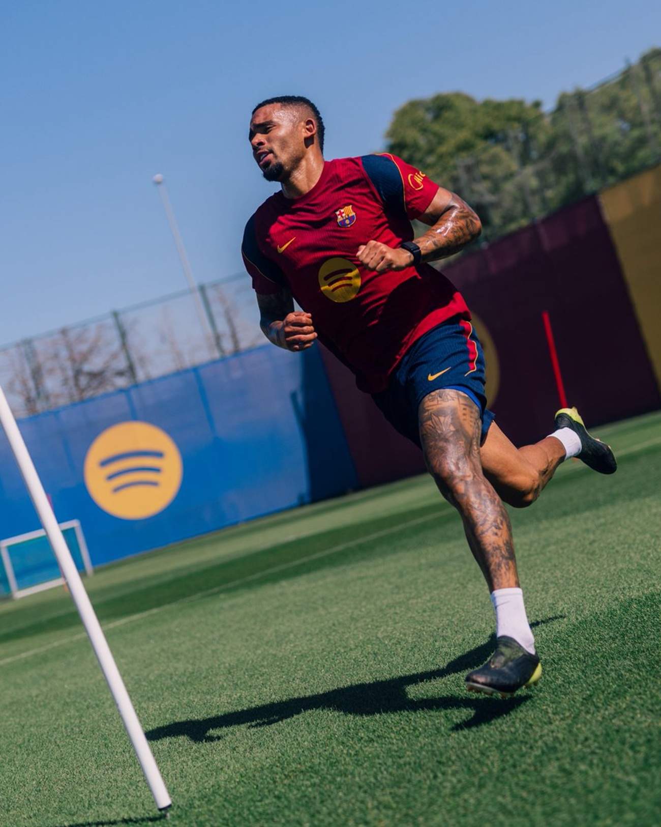 Gabriel Jesus, el 9 de Hansi Flick: pressió, associació i gol amb el dubte de les lesions