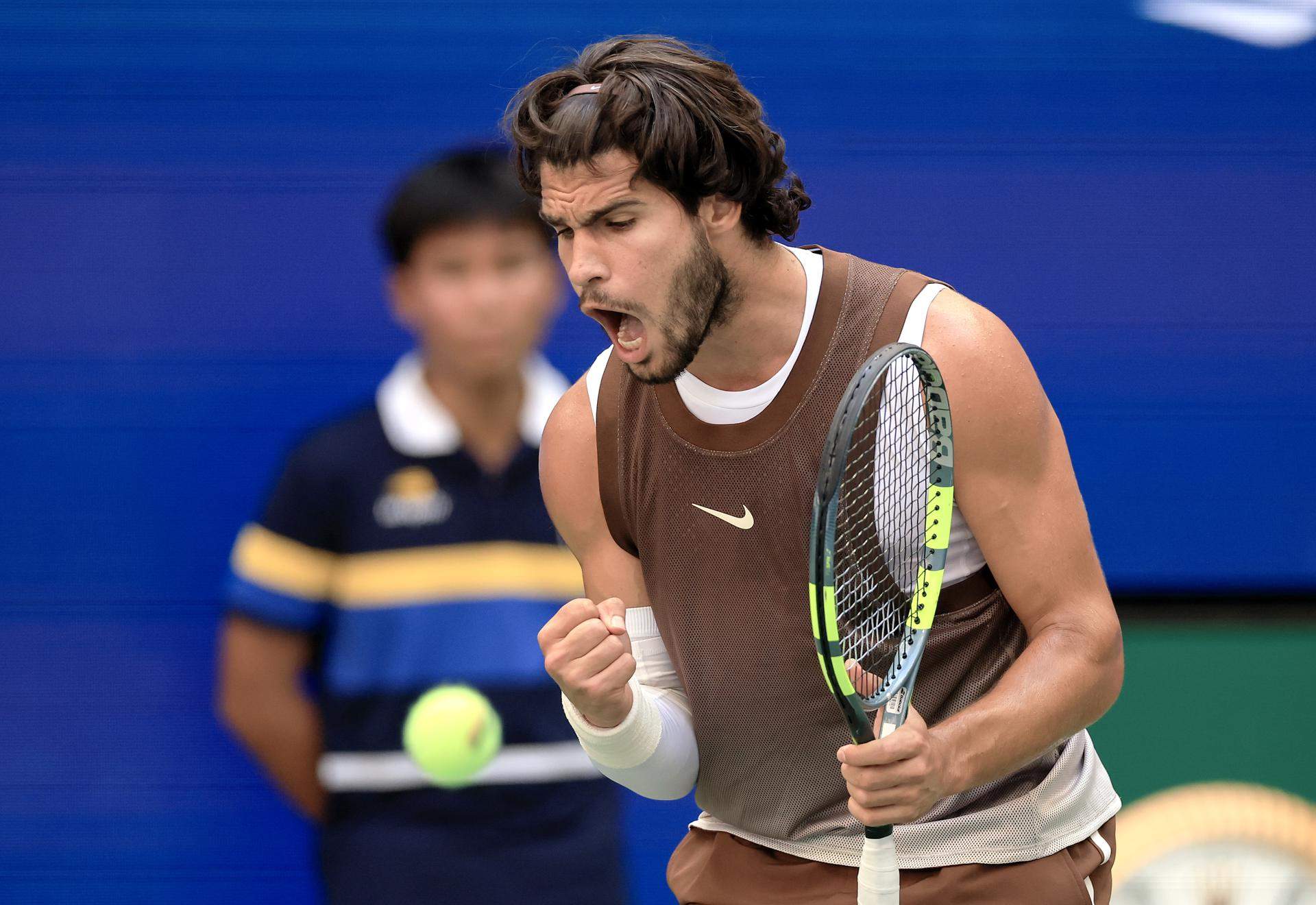 Alcaraz treu la màgia davant Wu i s'enforteix abans del moment decisiu del US Open