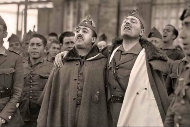 Franco i Millan Astray (1926) destacats paradigmes de la generació de militars africanistes / Font: Biblioteca Nacional d'Espanya
