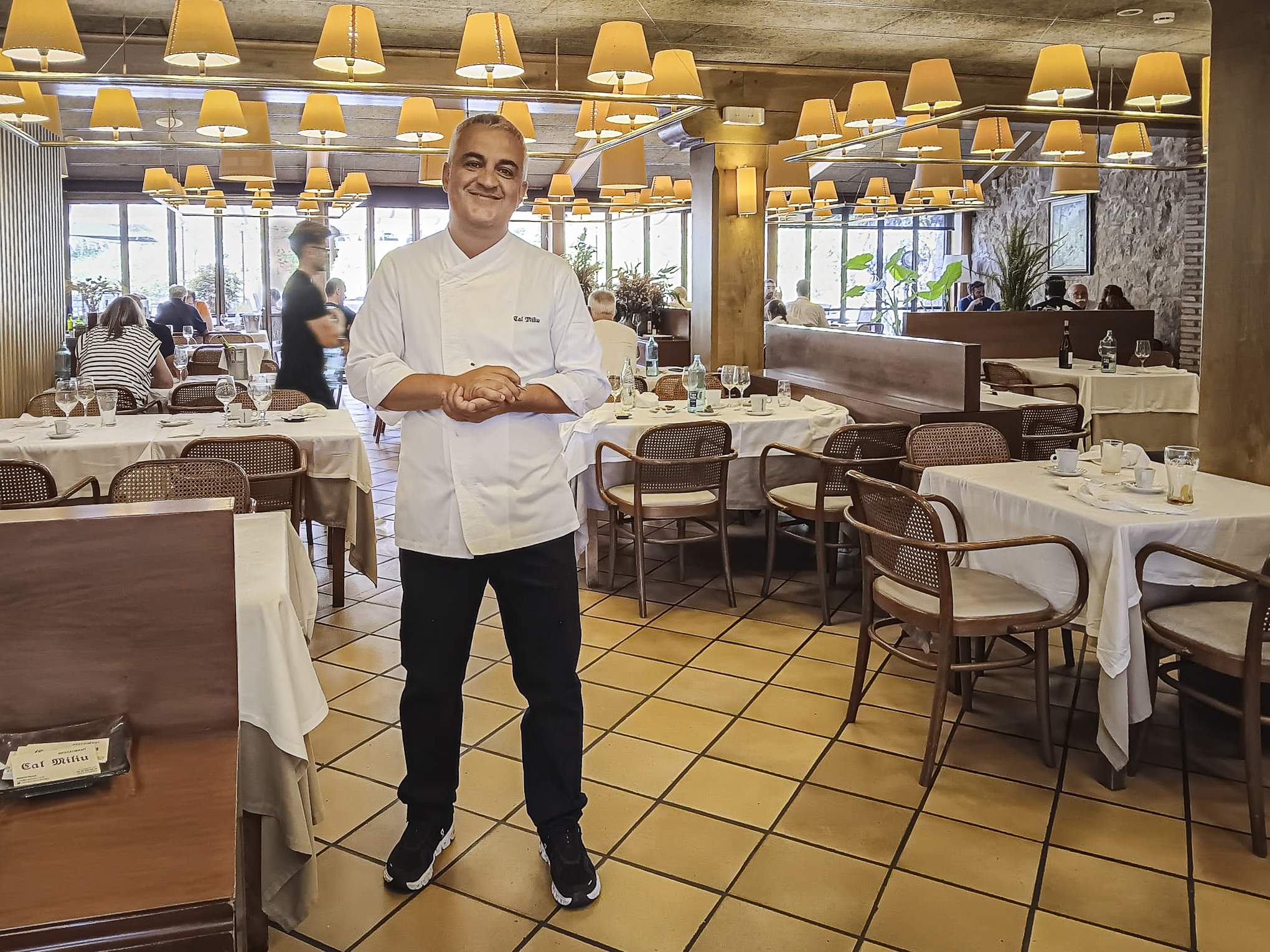 El restaurant del Bages on cuinen com ningú: fesols negres, patates emmascarades i cuina tradicional