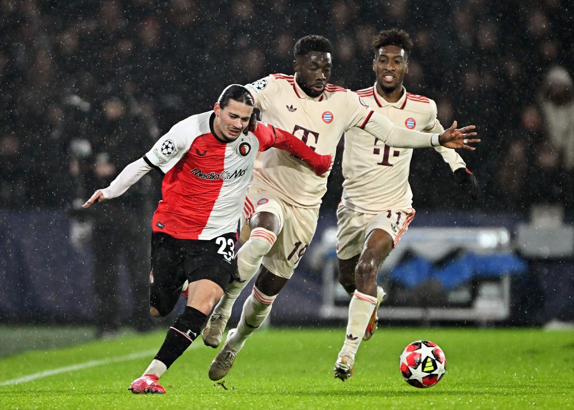 Anis Hadj Moussa Feyenoord Bayern / Foto: Europa Press Anis Hadj Moussa Feyenoord Bayern / Foto: Europa Press