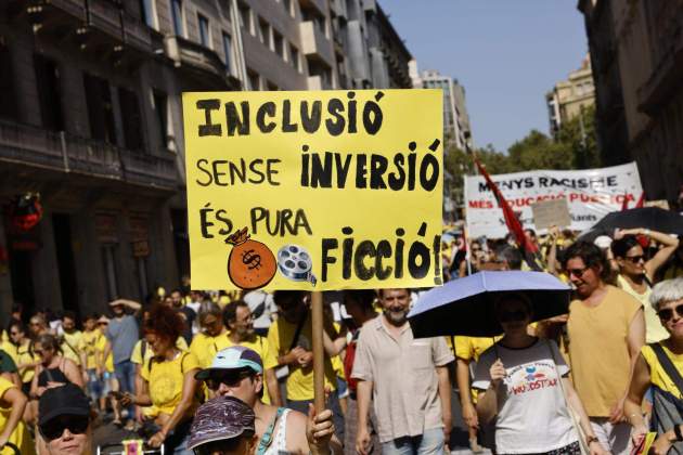 Manifestación carrers barcelona docents vaga curs escolar carlos baglietto Manifestación carrers barcelona docents vaga curs escolar carlos baglietto