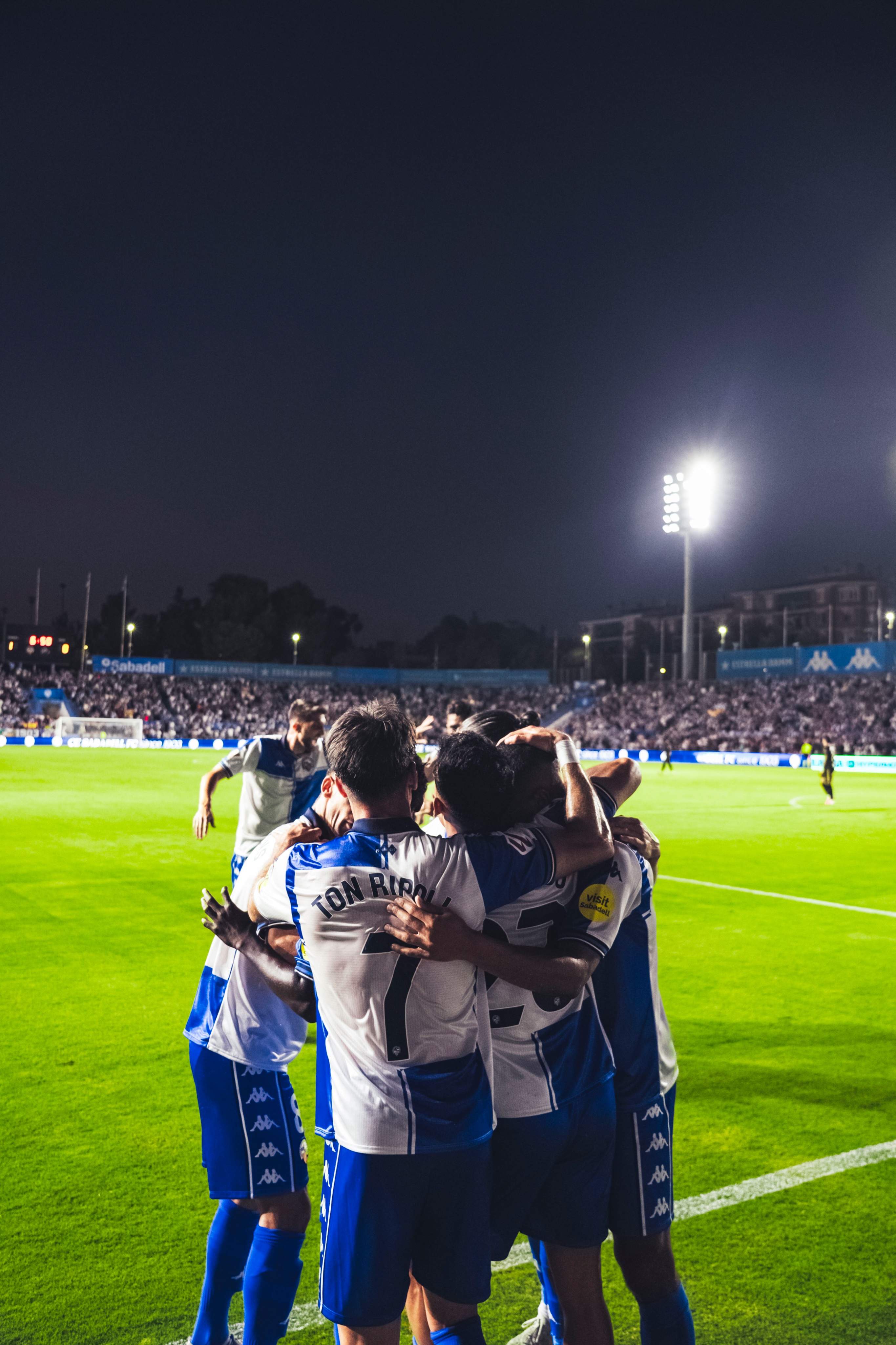 El Sabadell sueña en grande en la Nova Creu Alta
