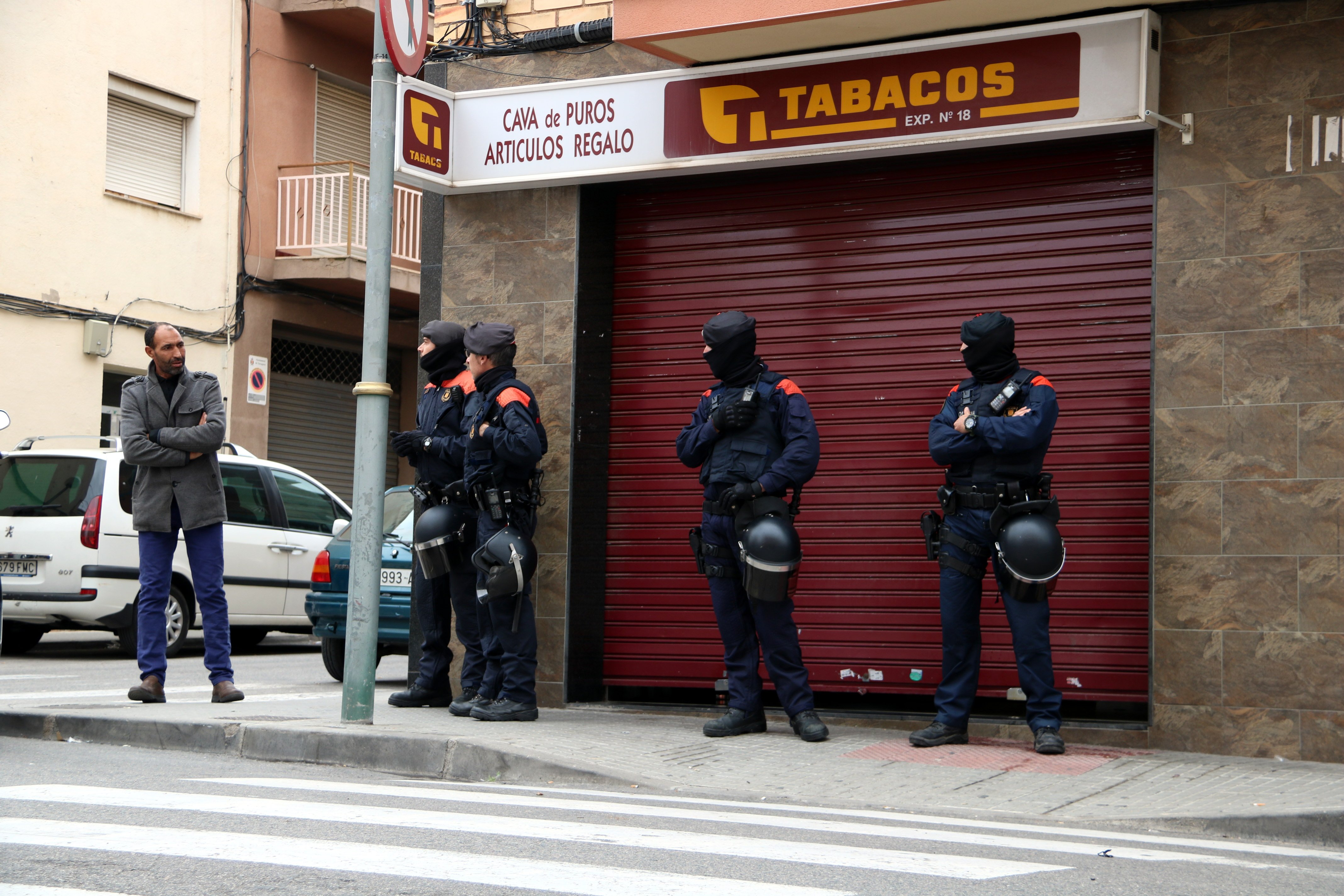 Agresión a dos periodistas en medio de la tensión por un acto de Vox en Tarragona