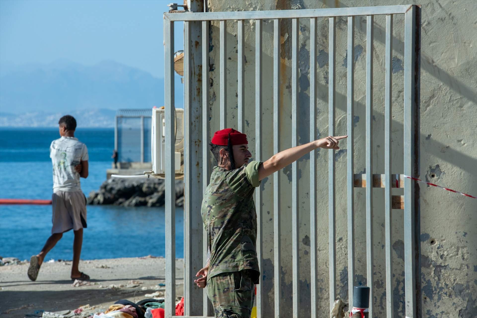 La intel·ligència espanyola va detectar "passivitat" i "negligència" del Marroc durant la crisi de Ceuta