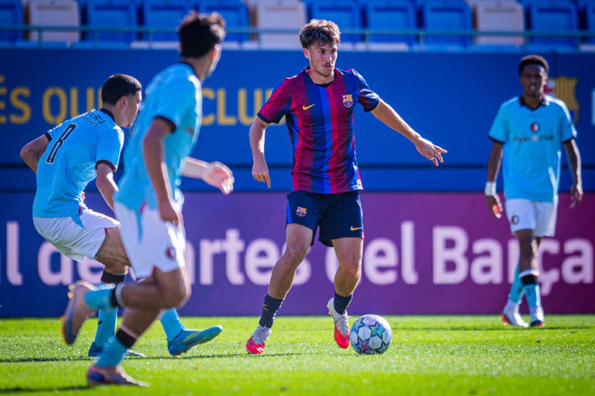 El Barça s'estrena amb derrota a la Youth League davant un Feyenoord molt físic (1-2)