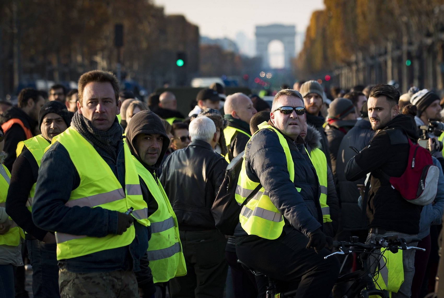 Macron anula la tasa al carburante en un nuevo paso para calmar el malestar social