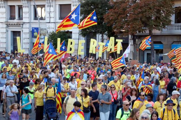 Manifestació de la Diada a Girona. Foto: ACN Manifestació de la Diada a Girona. Foto: ACN