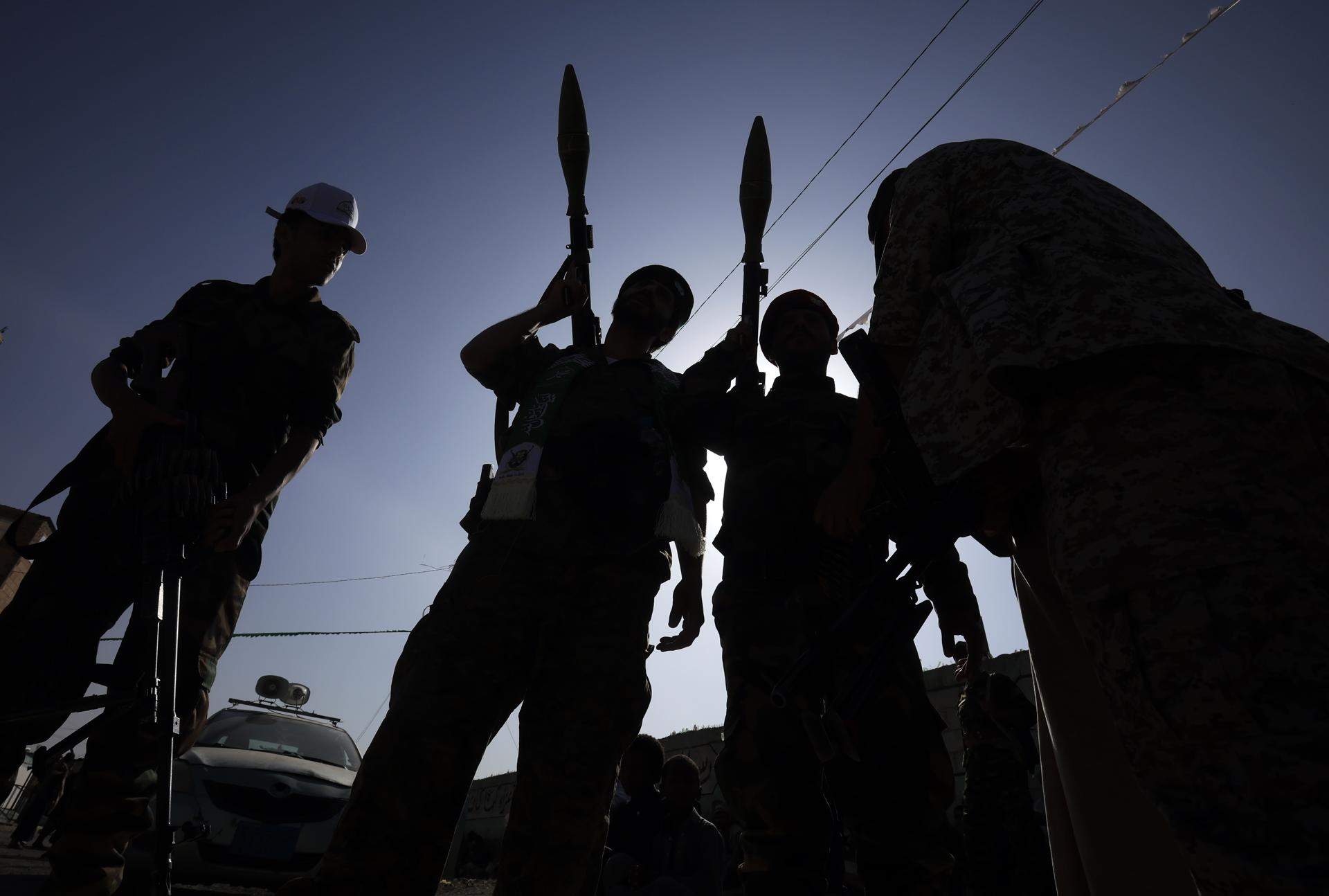 El nou embat dels houthis a l'oest del Iemen posa en joc una ruta clau pel comerç global