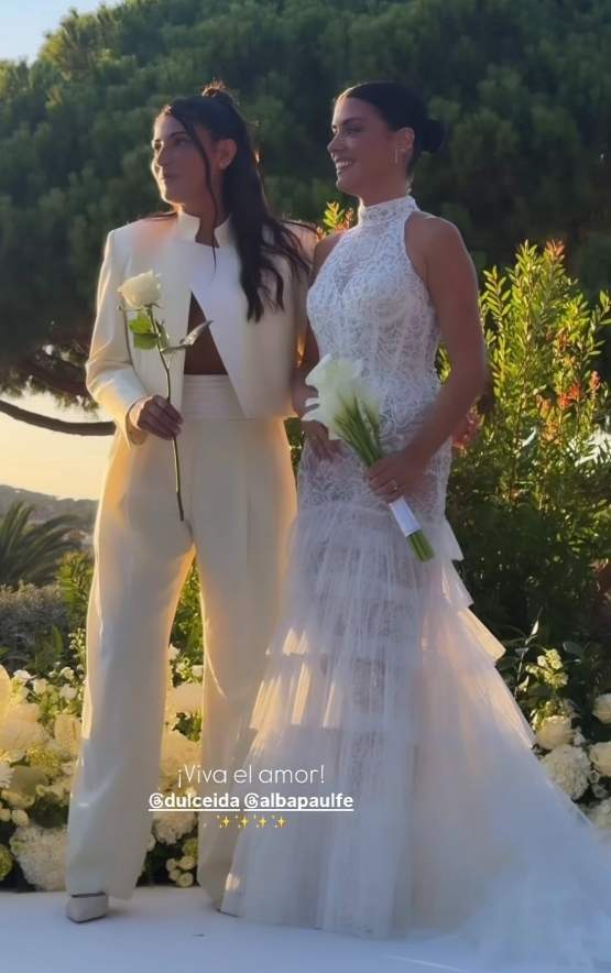 Els looks de Dulceida i Alba Paúl per la seva reboda / Instagram Els looks de Dulceida i Alba Paúl per la seva reboda / Instagram