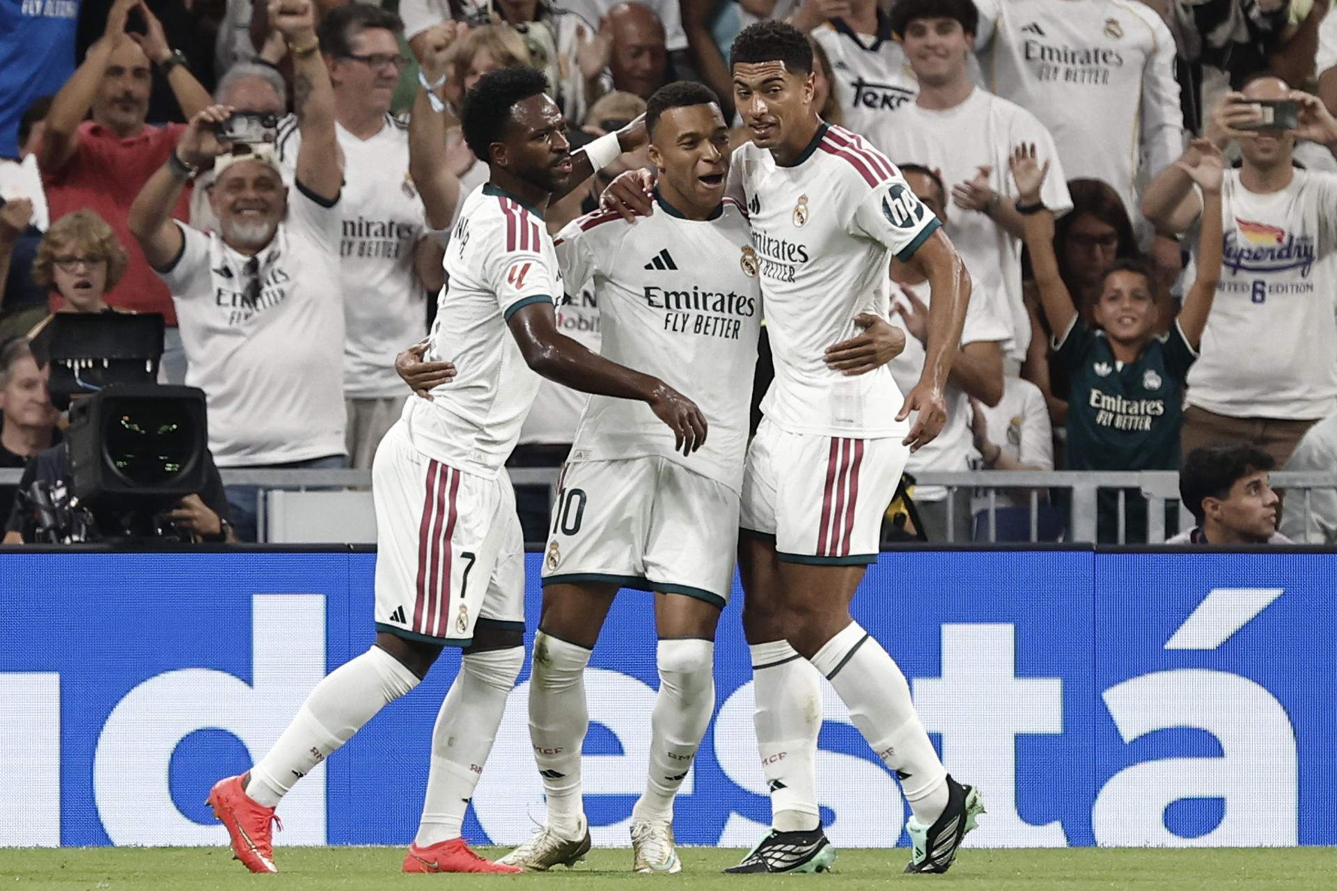 Un Reial Madrid de dues cares goleja el Rayo Vallecano al Santiago Bernabéu (4-1)