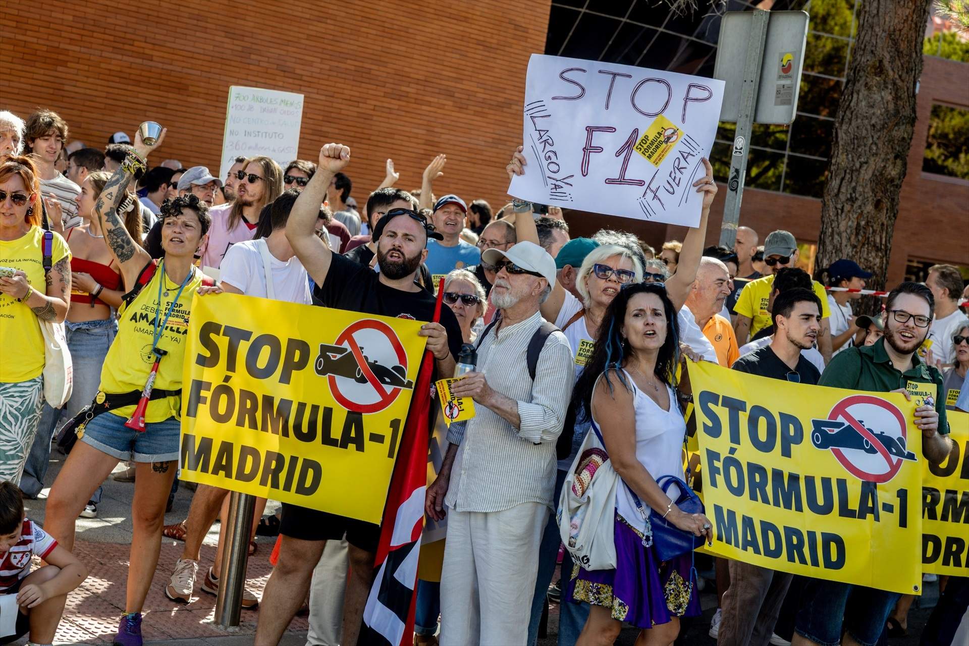 Les altres cares de Madring: de la guerra pel relat d'Ayuso a les protestes pel cost de l’F1