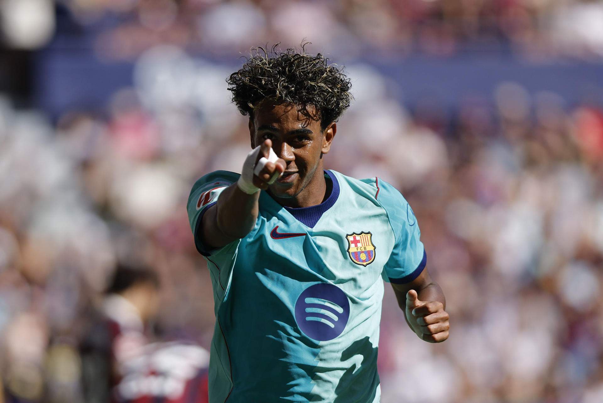 Les notes del Llevant - Barça de LaLiga EA Sports: dos excel·lents habituals i dos suspensos en defensa