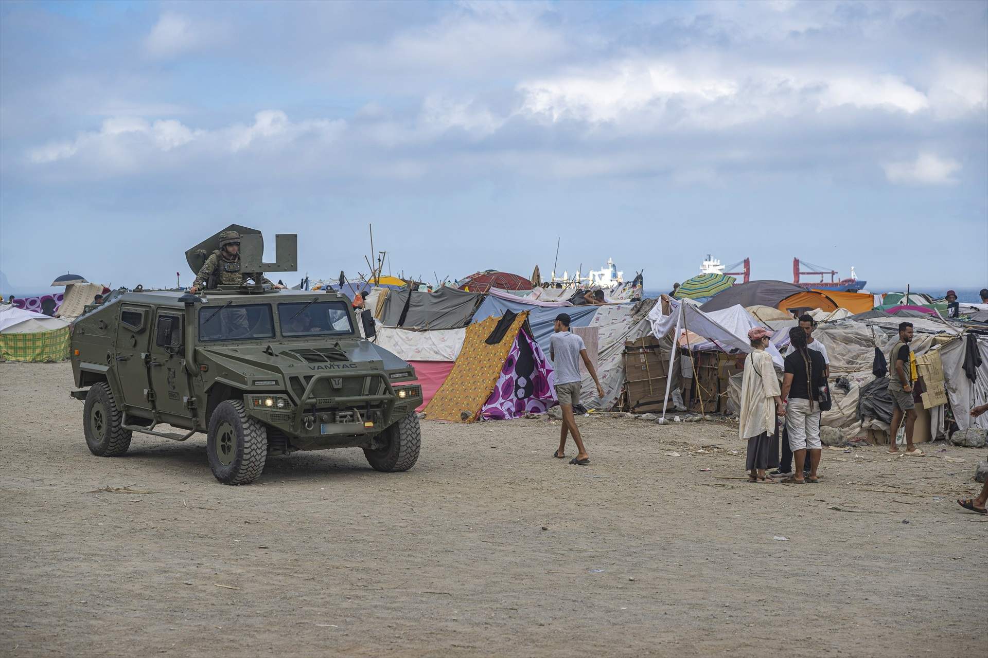 Migrants de Ceuta denuncien pallisses i humiliacions de militars espanyols: "Reien mentre ens pegaven"
