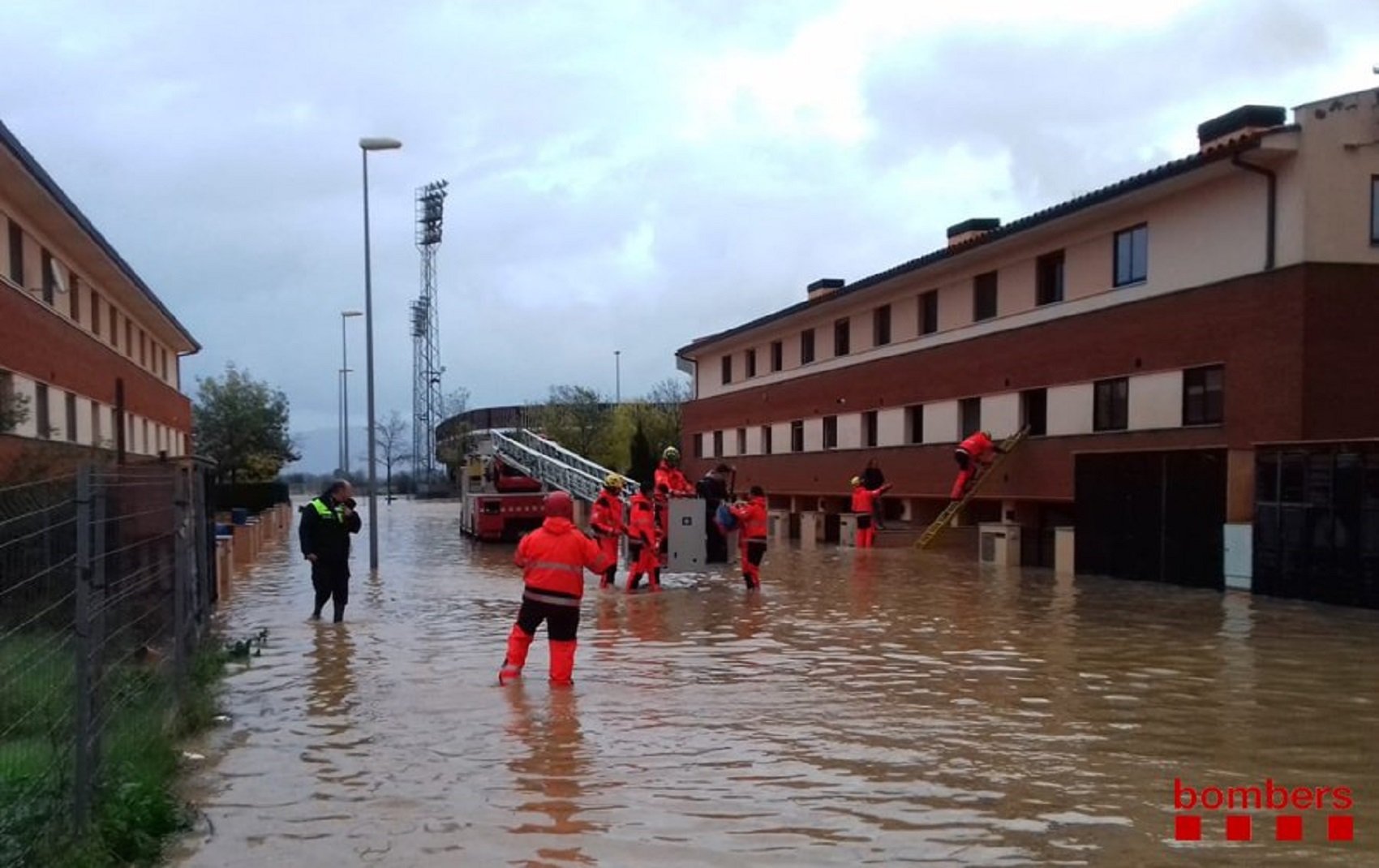 Afectacions a les carreteres i escoles tancades a Figueres pel temporal