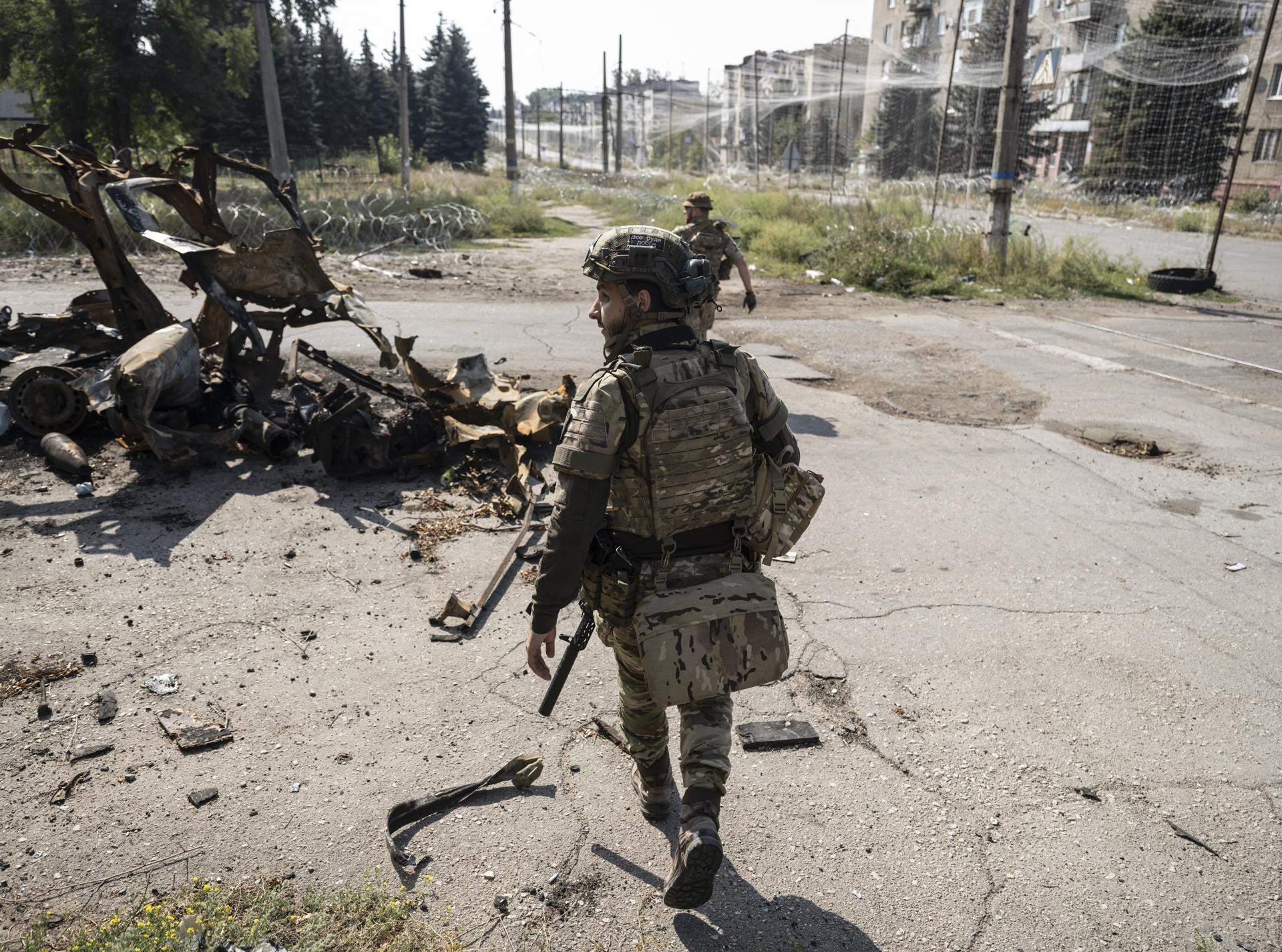 soldat ucraines donetsk efe