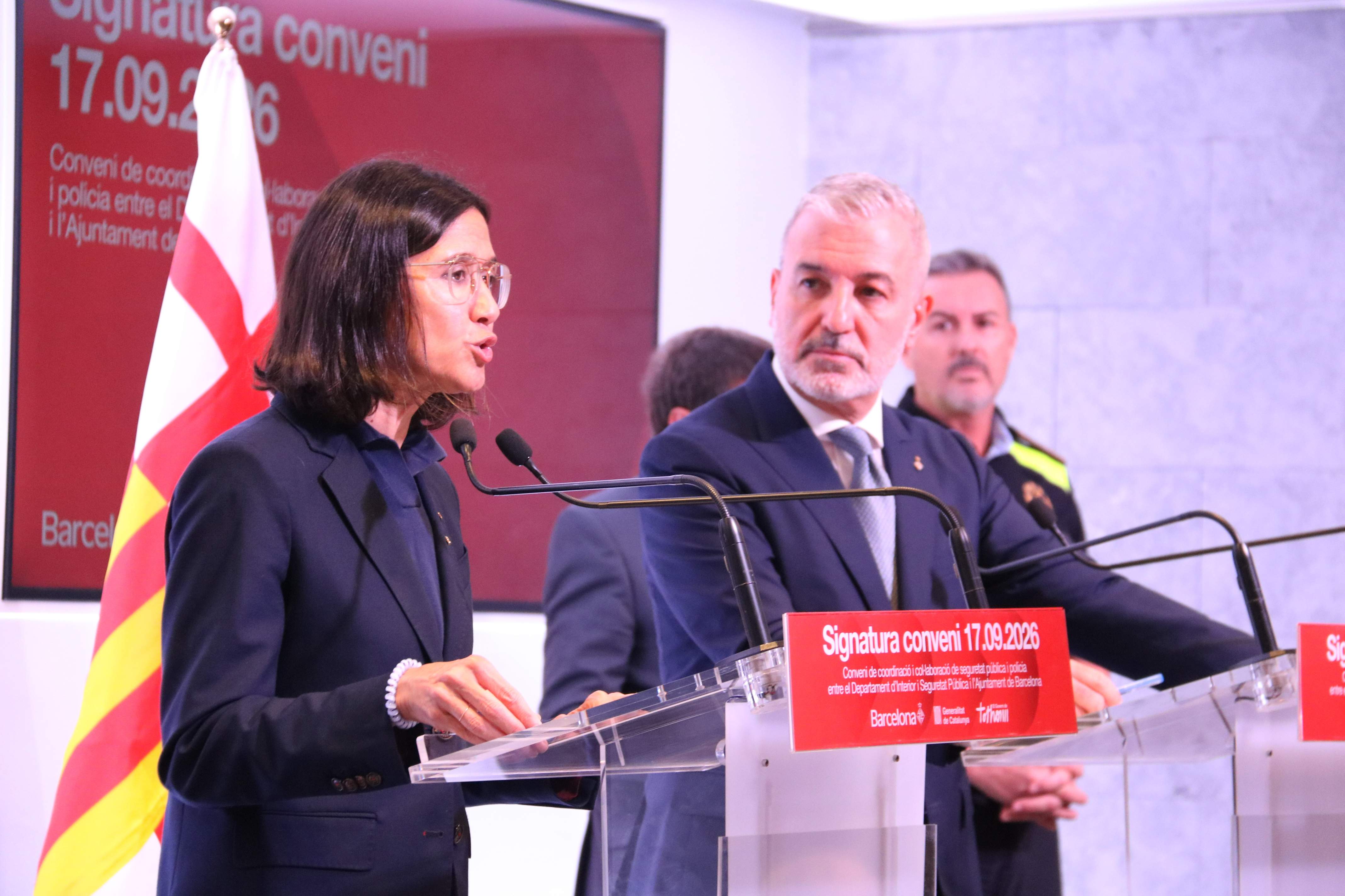 Més llocs on denunciar i més coordinació en investigació de nivell bàsic, el conveni entre Mossos i Barcelona