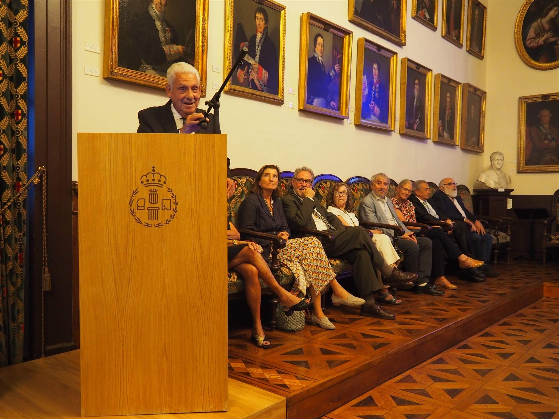 Jordi Clos esdevé nou acadèmic d'honor de la Reial Acadèmia Catalana de Belles Arts de Sant Jordi