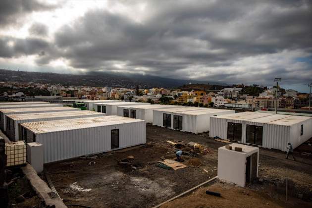 Vista de les cases modulars habilitades a Los Llanos de Aridane / Kike Rincón / Europa Press Vista de les cases modulars habilitades a Los Llanos de Aridane / Kike Rincón / Europa Press
