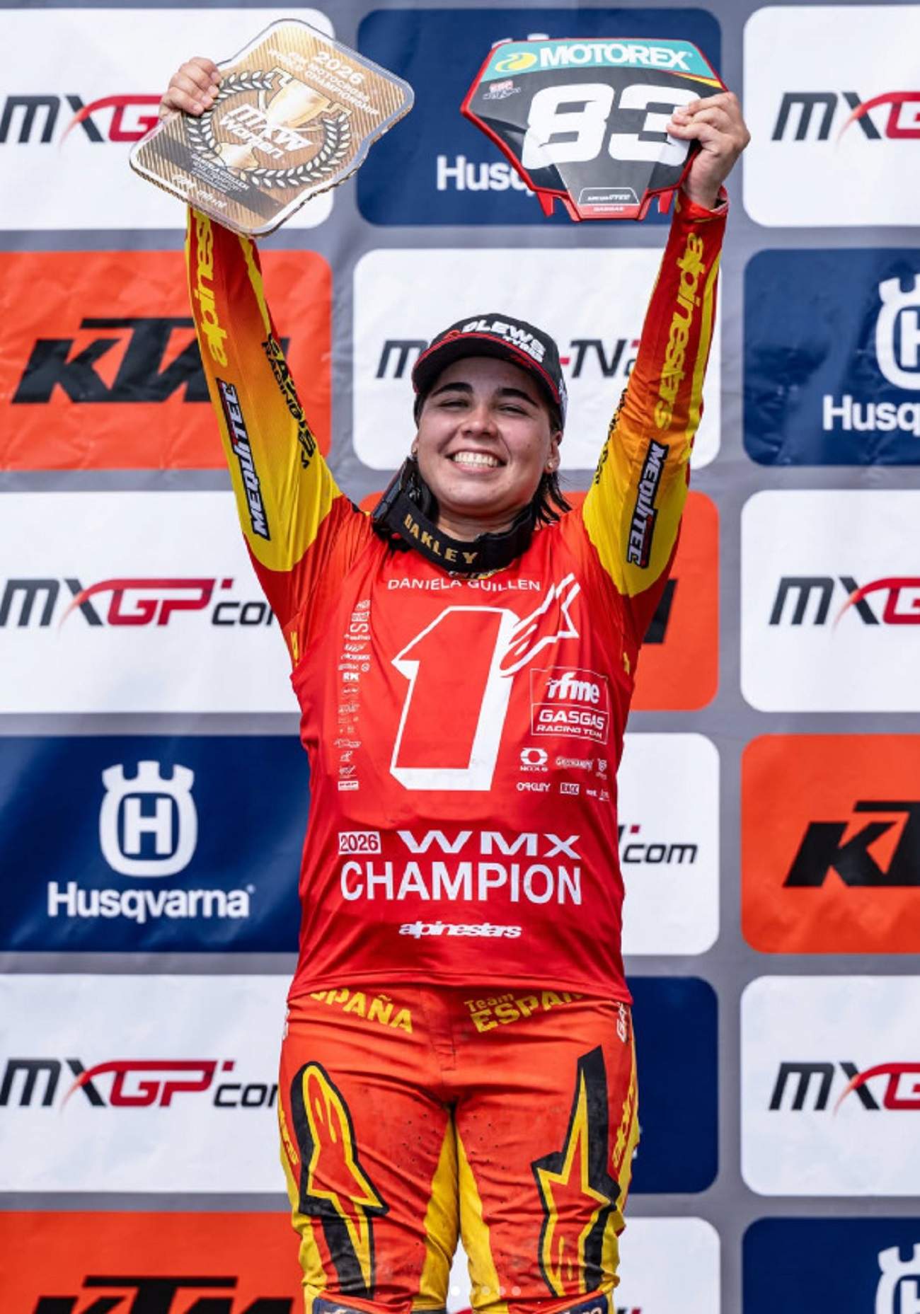 Daniela Guillén, la primera catalana en ganar un campeonato del mundo de motocrós femenino