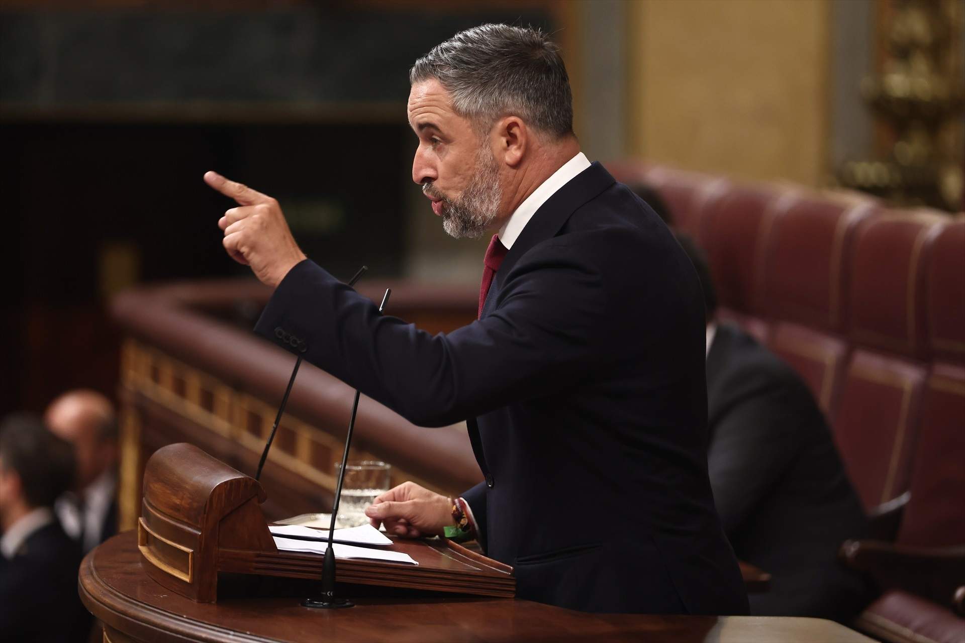 PP i Vox eleven el to contra Begoña Gómez: "És l’inici del calvari", “una banda d’estafadors”
