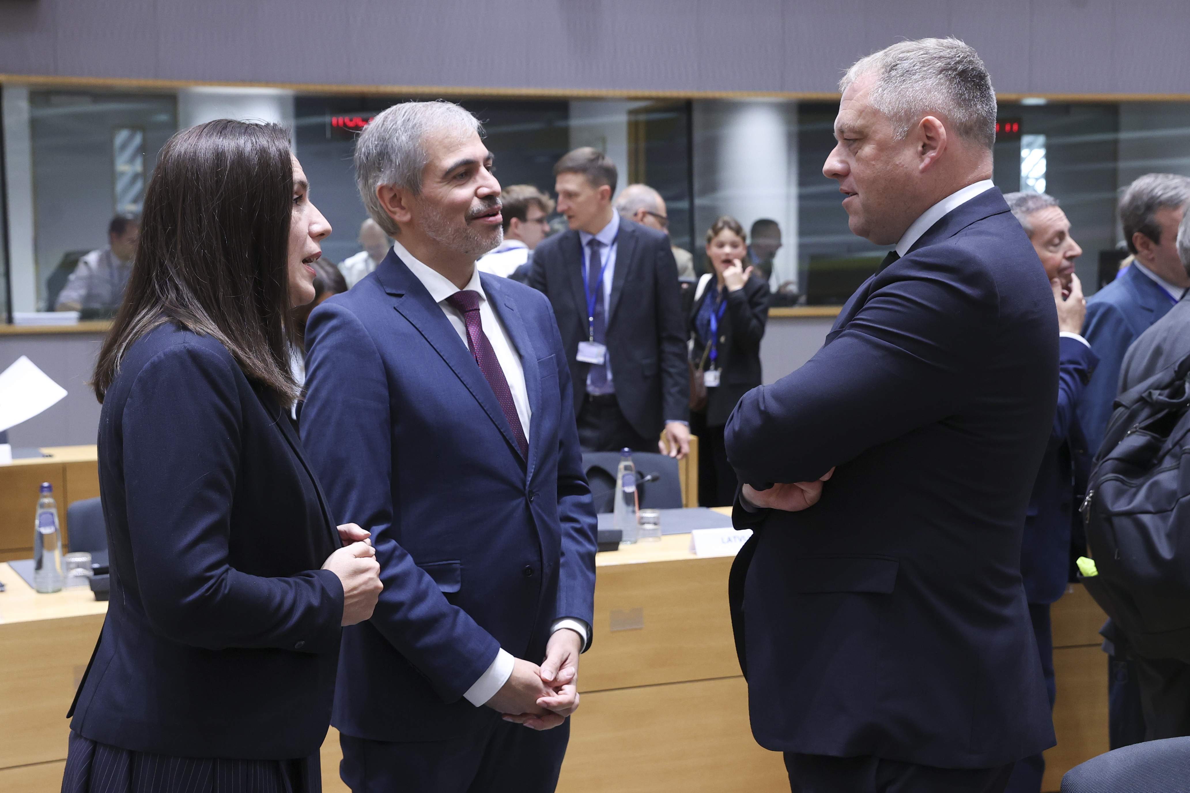 Alemanya, Suècia i Lituània critiquen Espanya per condicionar l'ampliació de la UE al català: "Inacceptable"