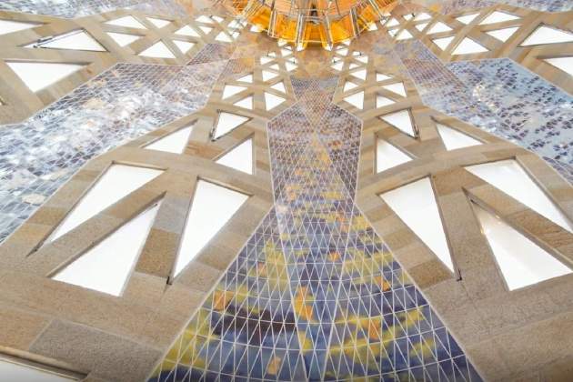 recracio interior torre jesus historia firmament foto sagrada familia recracio interior torre jesus historia firmament foto sagrada familia