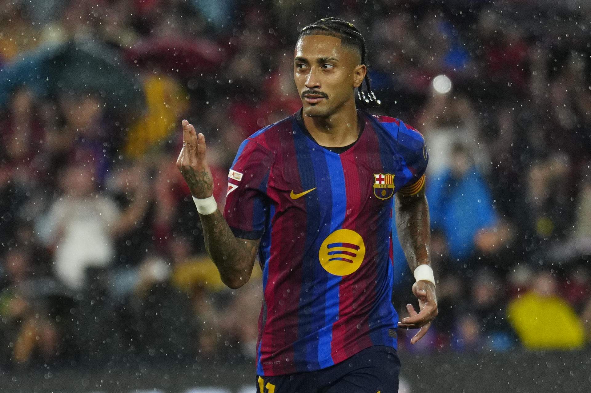 Raphinha té Ronaldinho a tir: només li falten cinc gols per igualar-lo al Barça