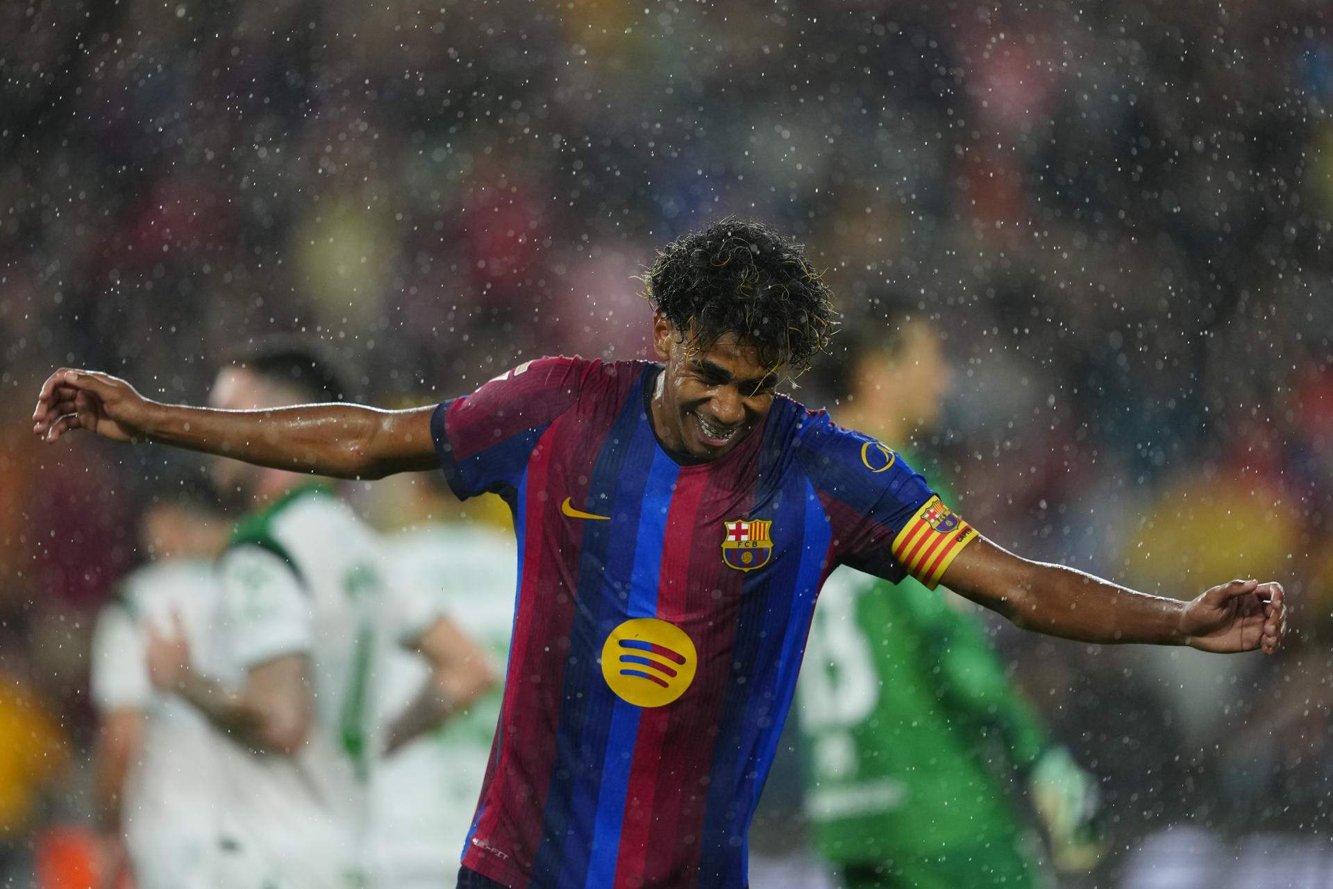 Lamine Yamal reactiva la campaña por el Balón de Oro: "Juego para hacer historia"