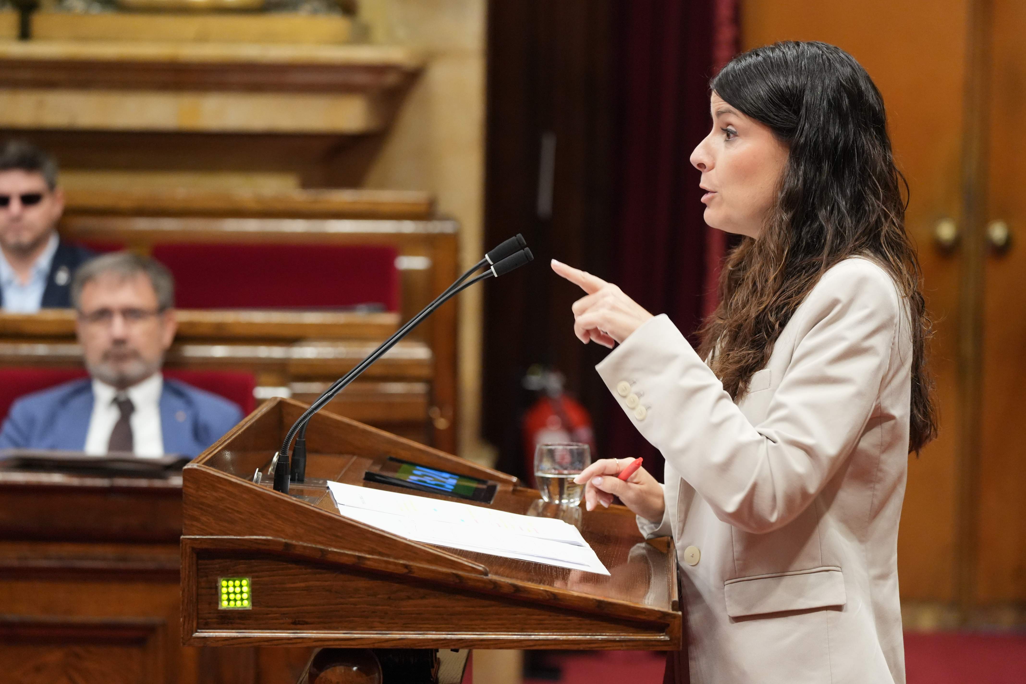 L'oposició carrega contra Illa pel fiasco de PISA i reclama responsabilitats a Niubó