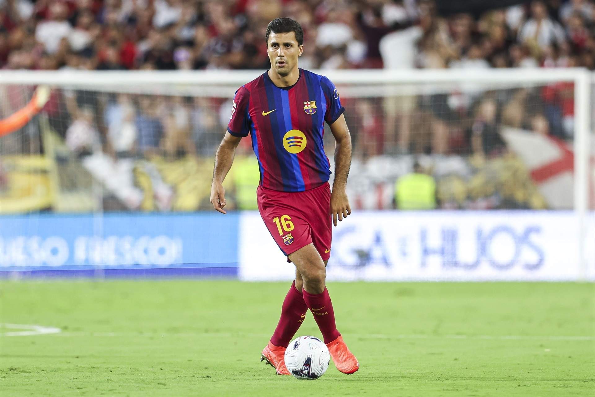 Rodri brilla amb el Barça i evidencia els problemes del Reial Madrid