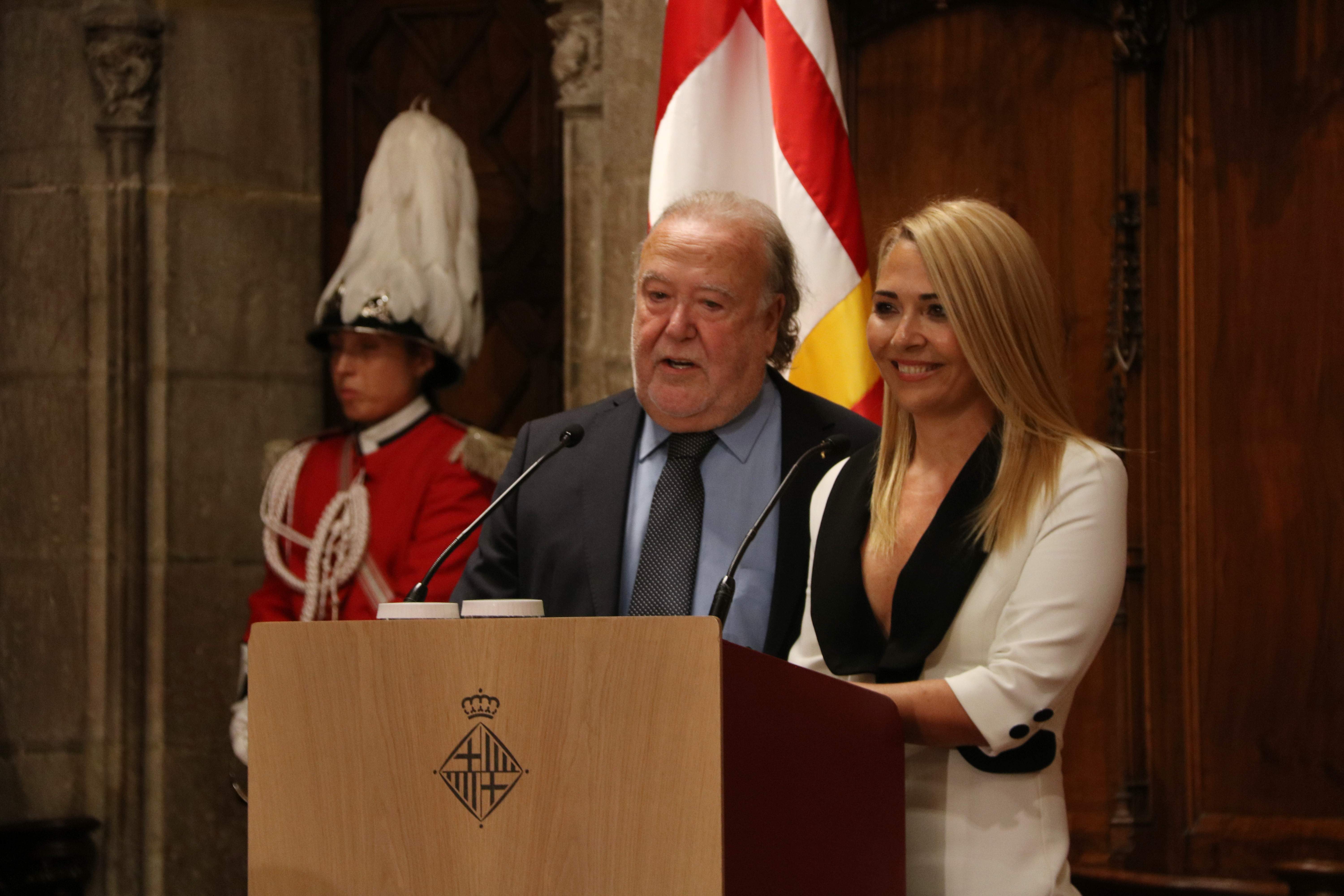 Antoni y Meritxell Falgueras reivindican la tienda tradicional en el pregón de la Mercè 2026